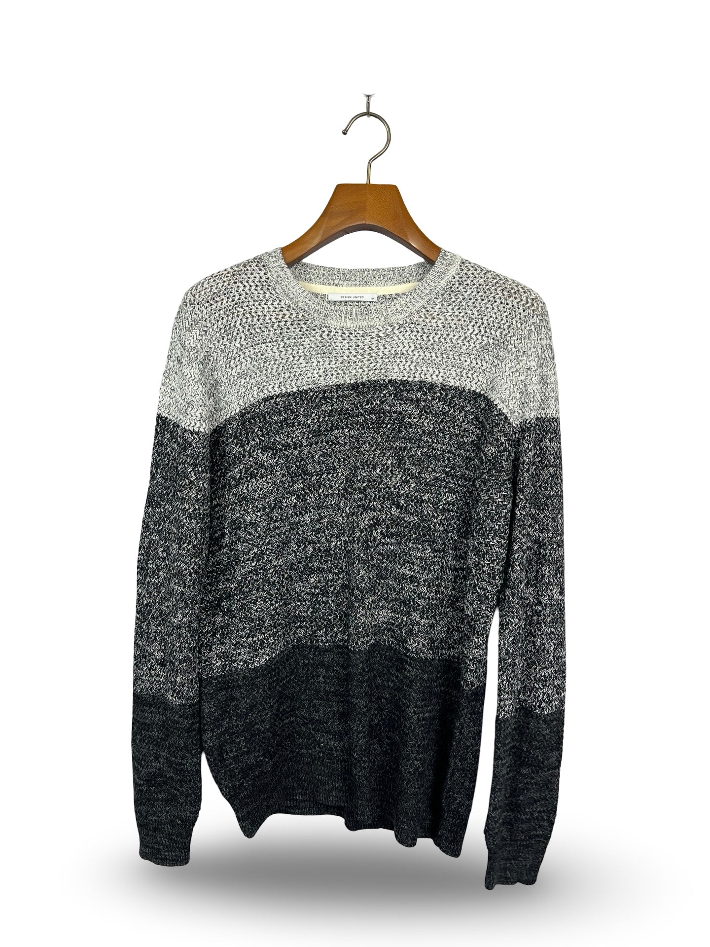 Design United Knitted Sweater (Medium-Large)