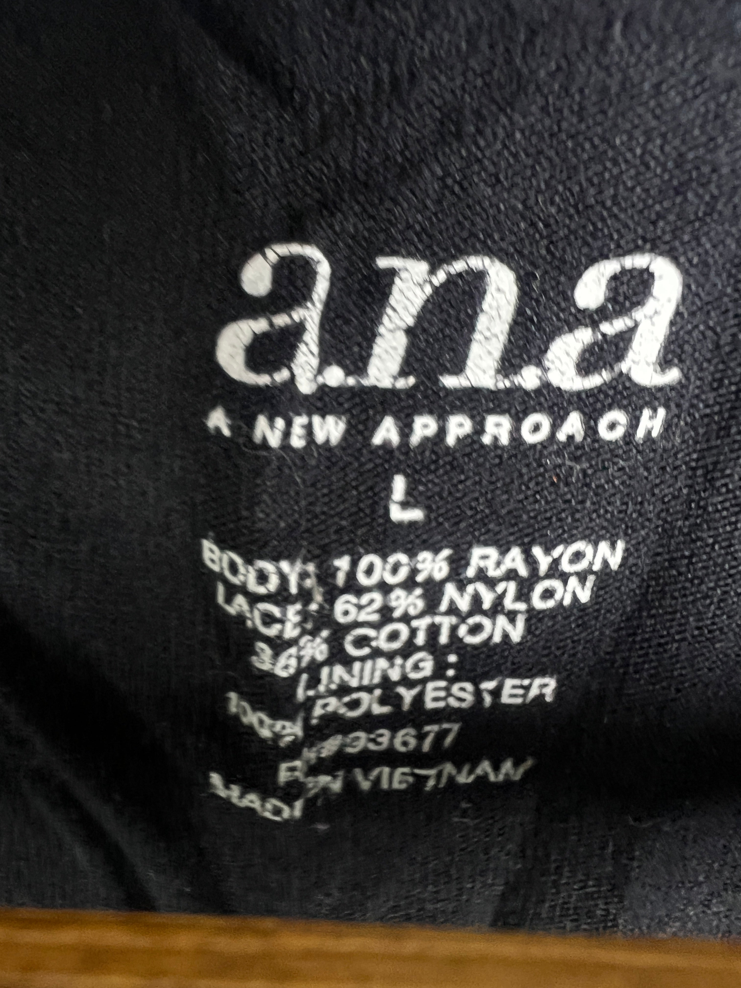 Ana T-Shirt (Women) (Large/X-Large)