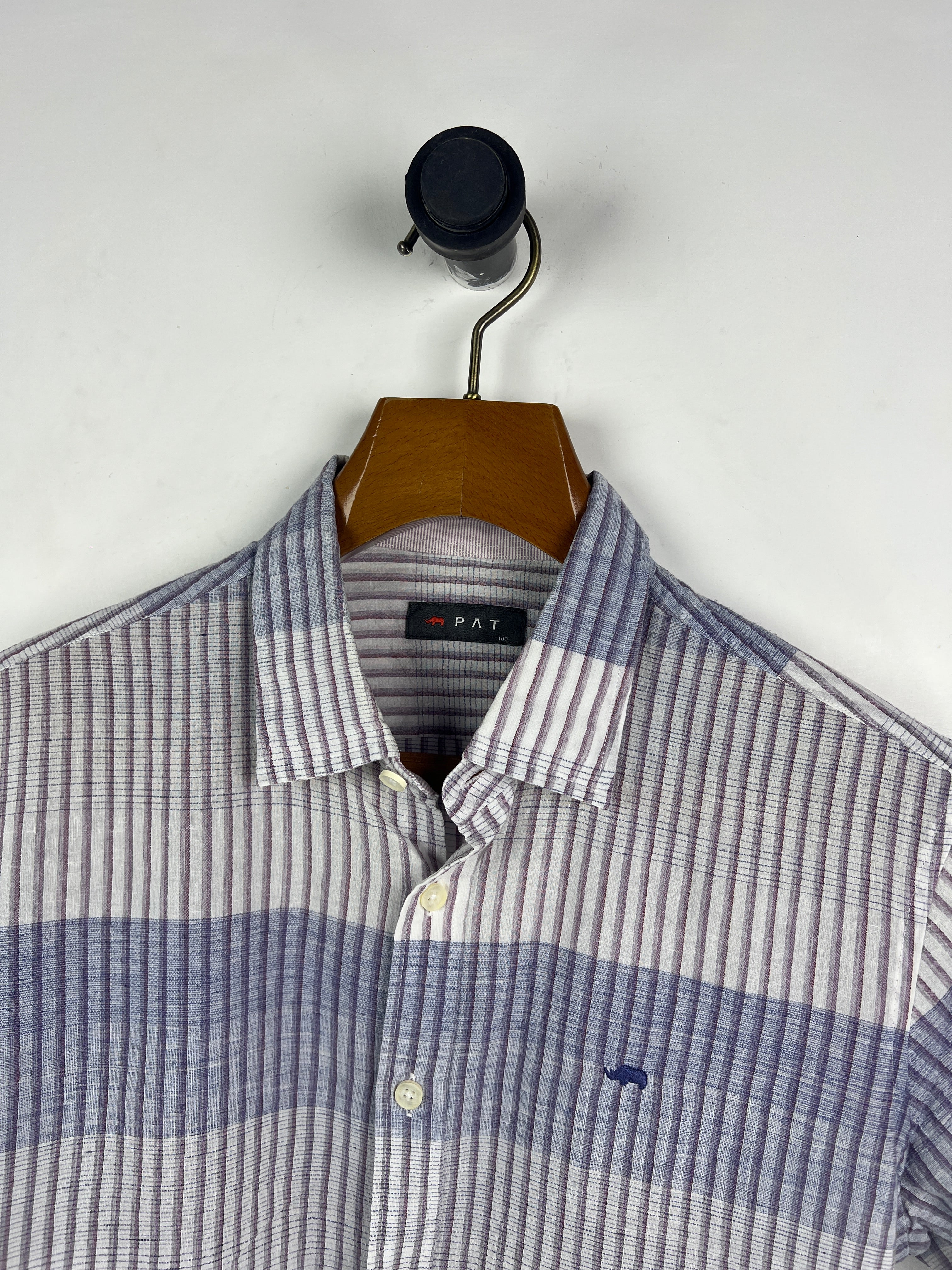 Pat Linen Shirt (Small-Medium)