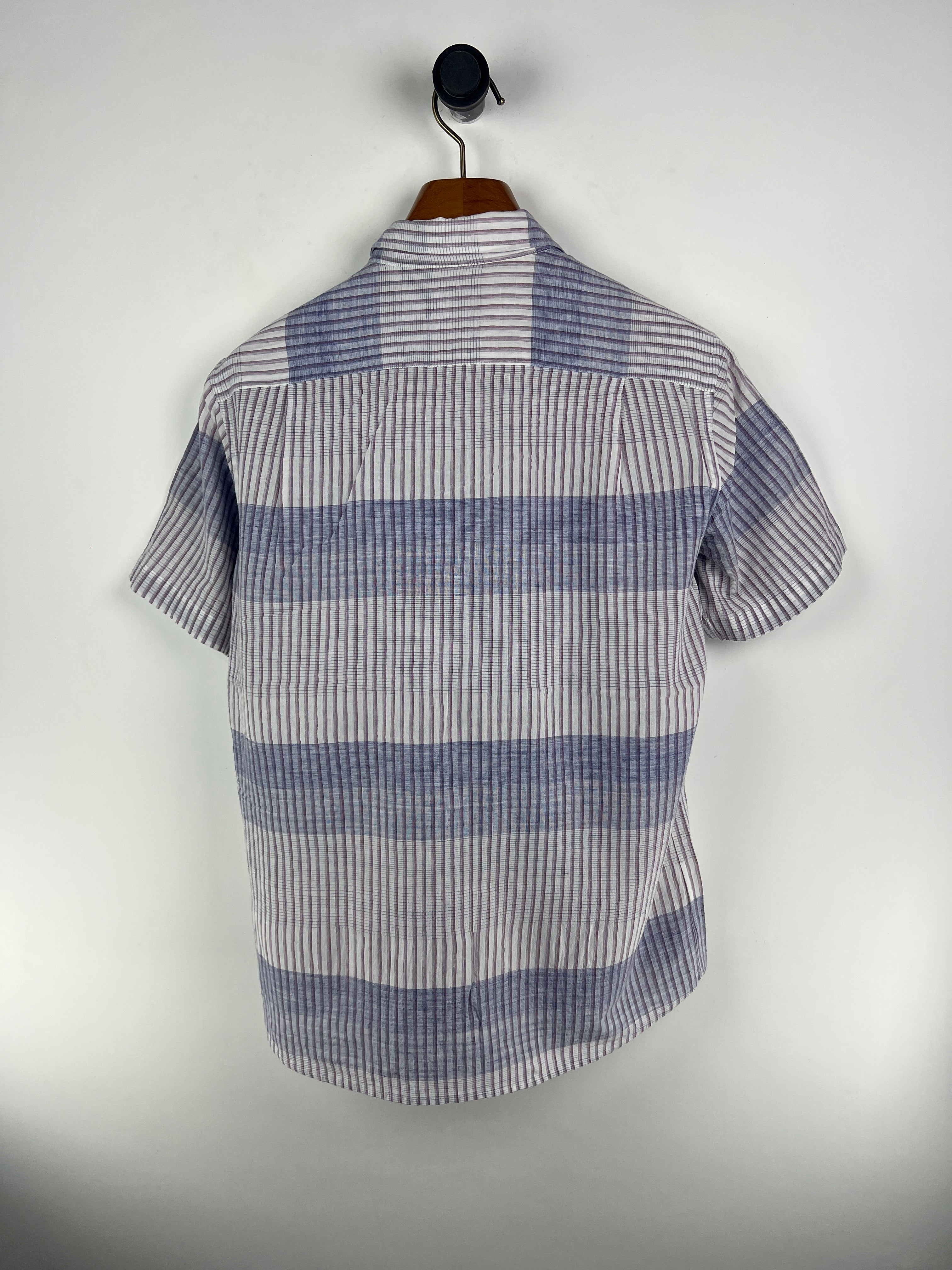 Pat Linen Shirt (Small-Medium)