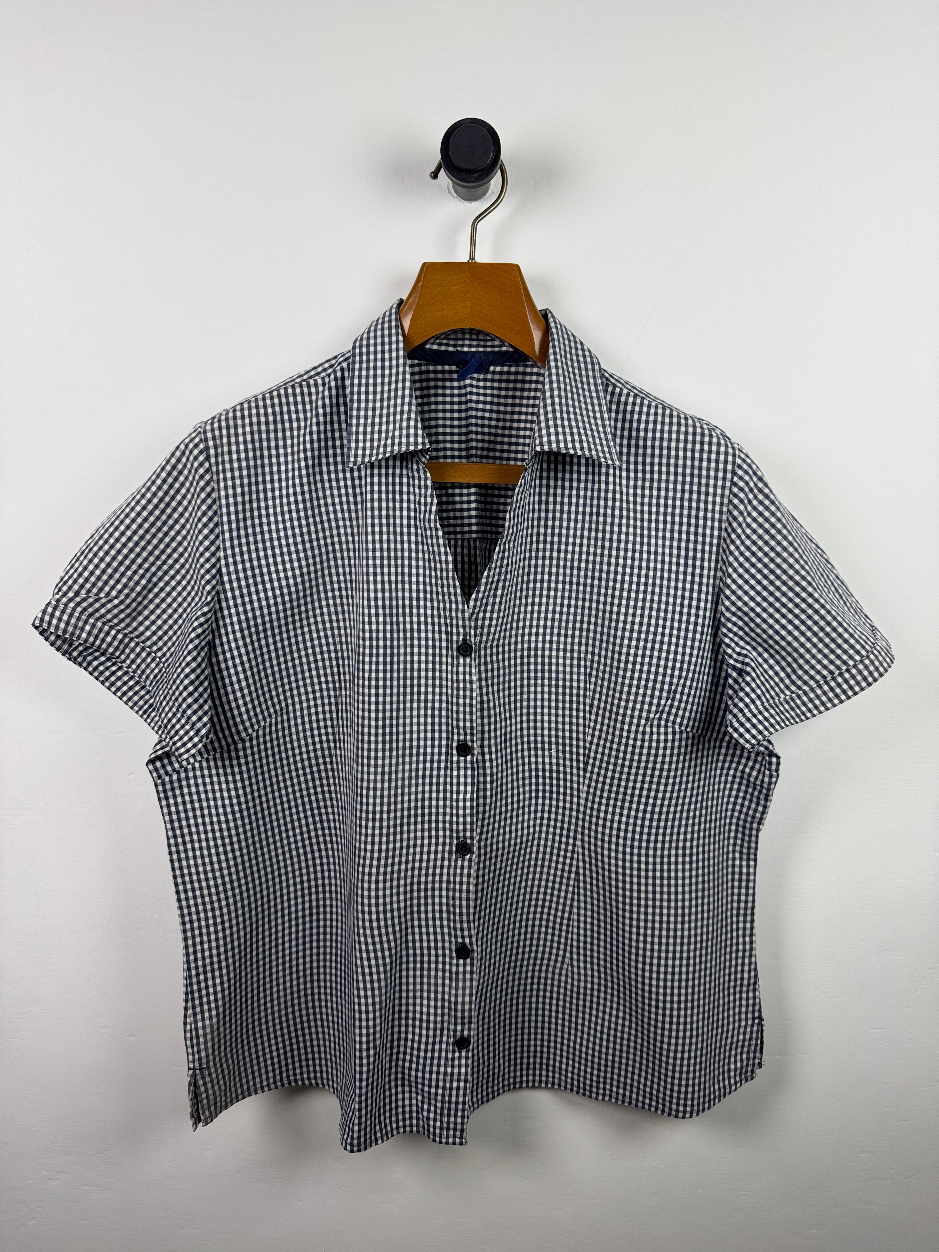 Basic Edition Linen Shirt (Medium-Large)