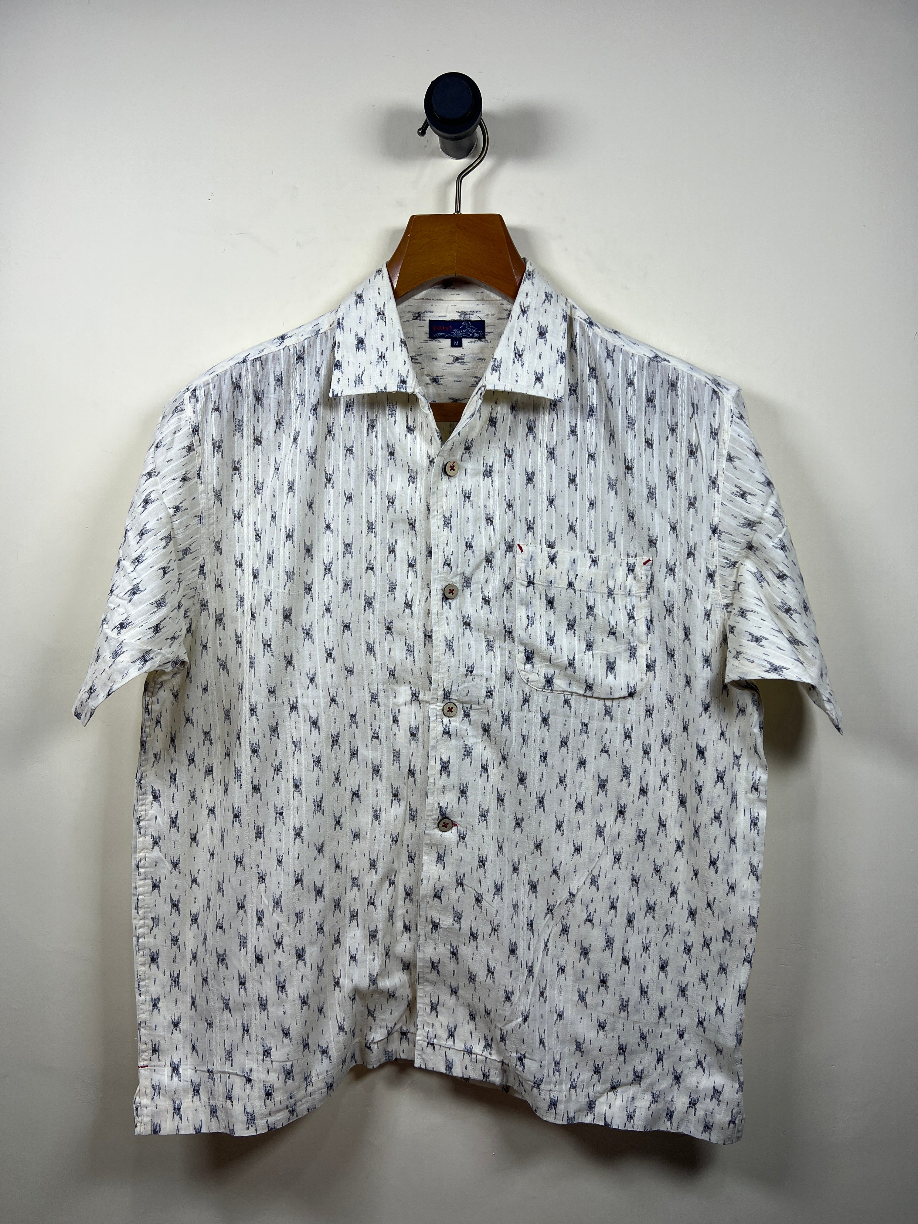 Baffu Linen Shirt (Large)