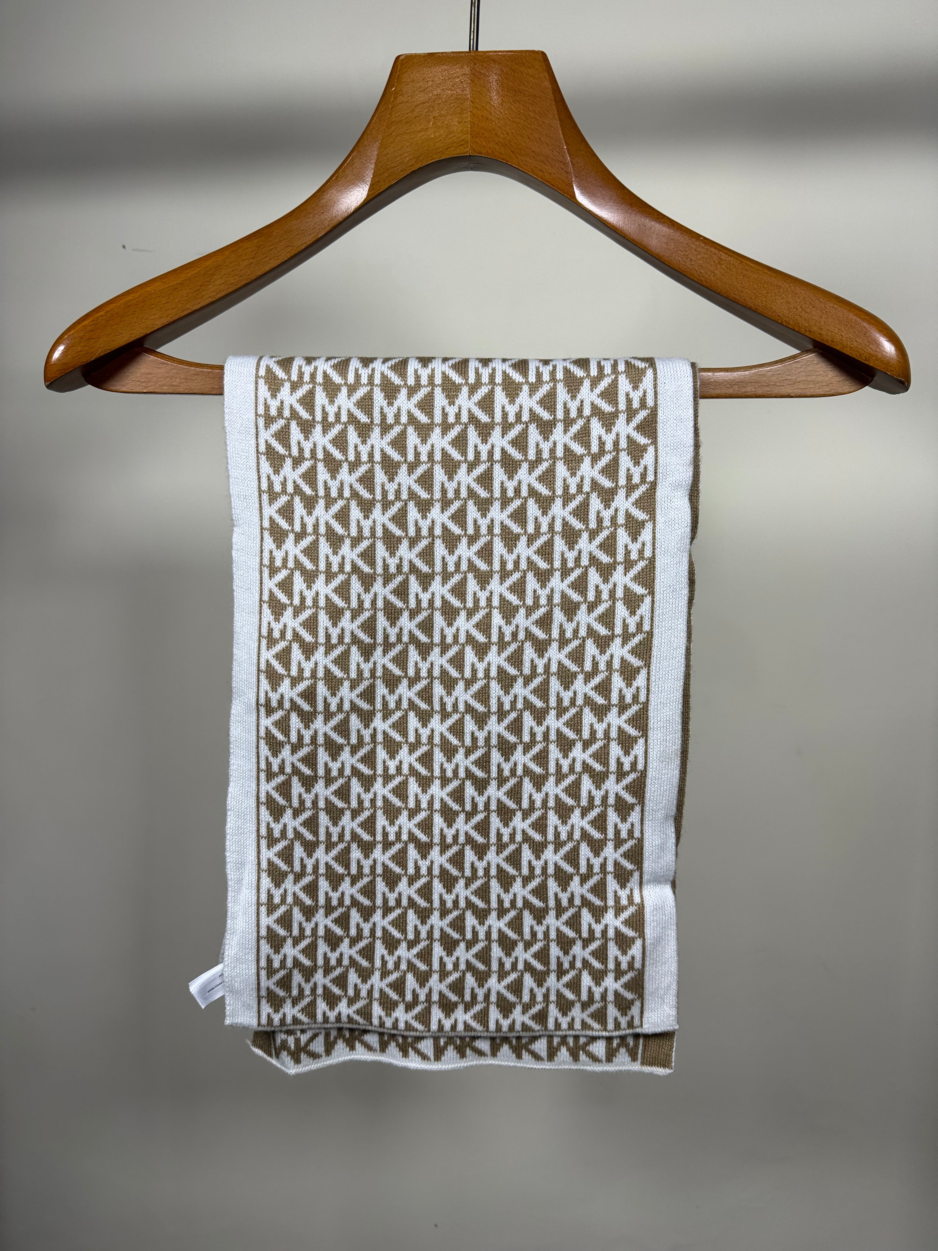 Michael Kors Muffler