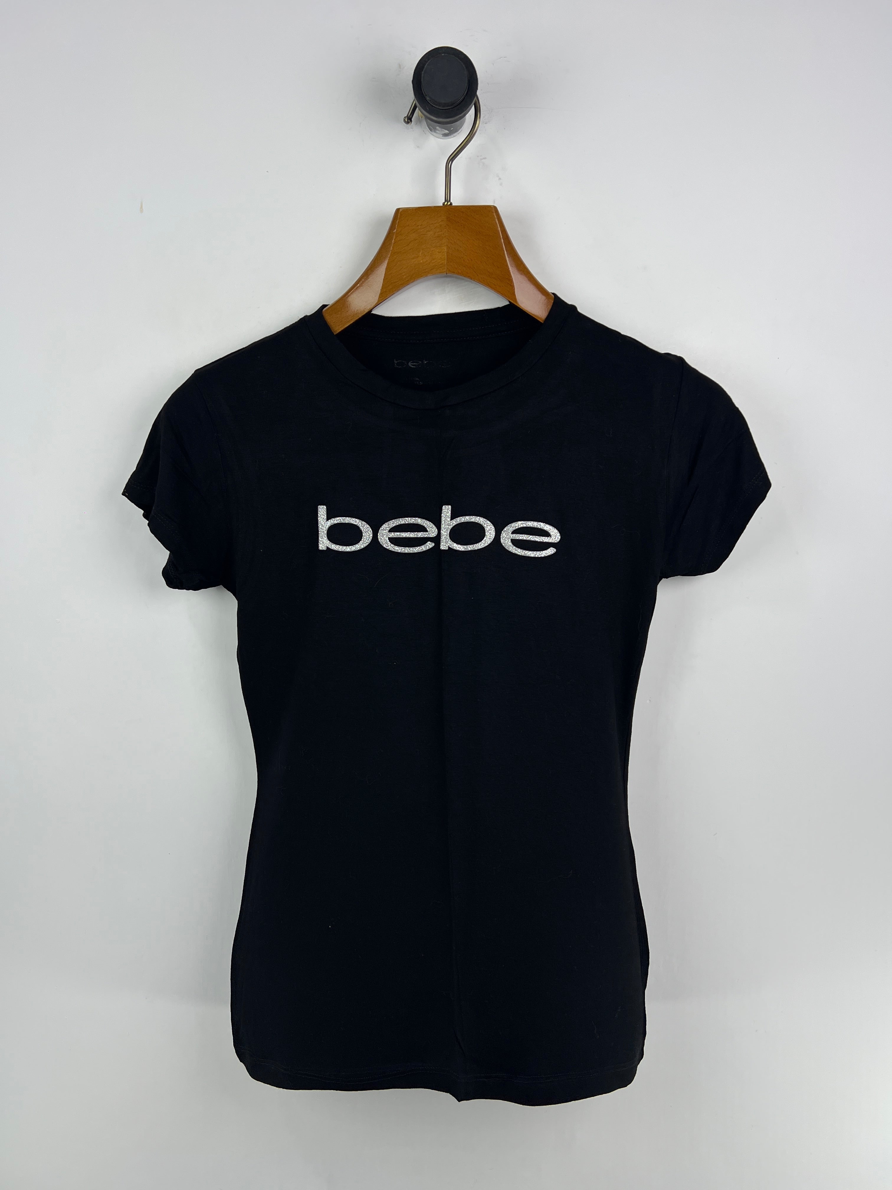 Bebe T-Shirt (Women) (X-Small/Small)