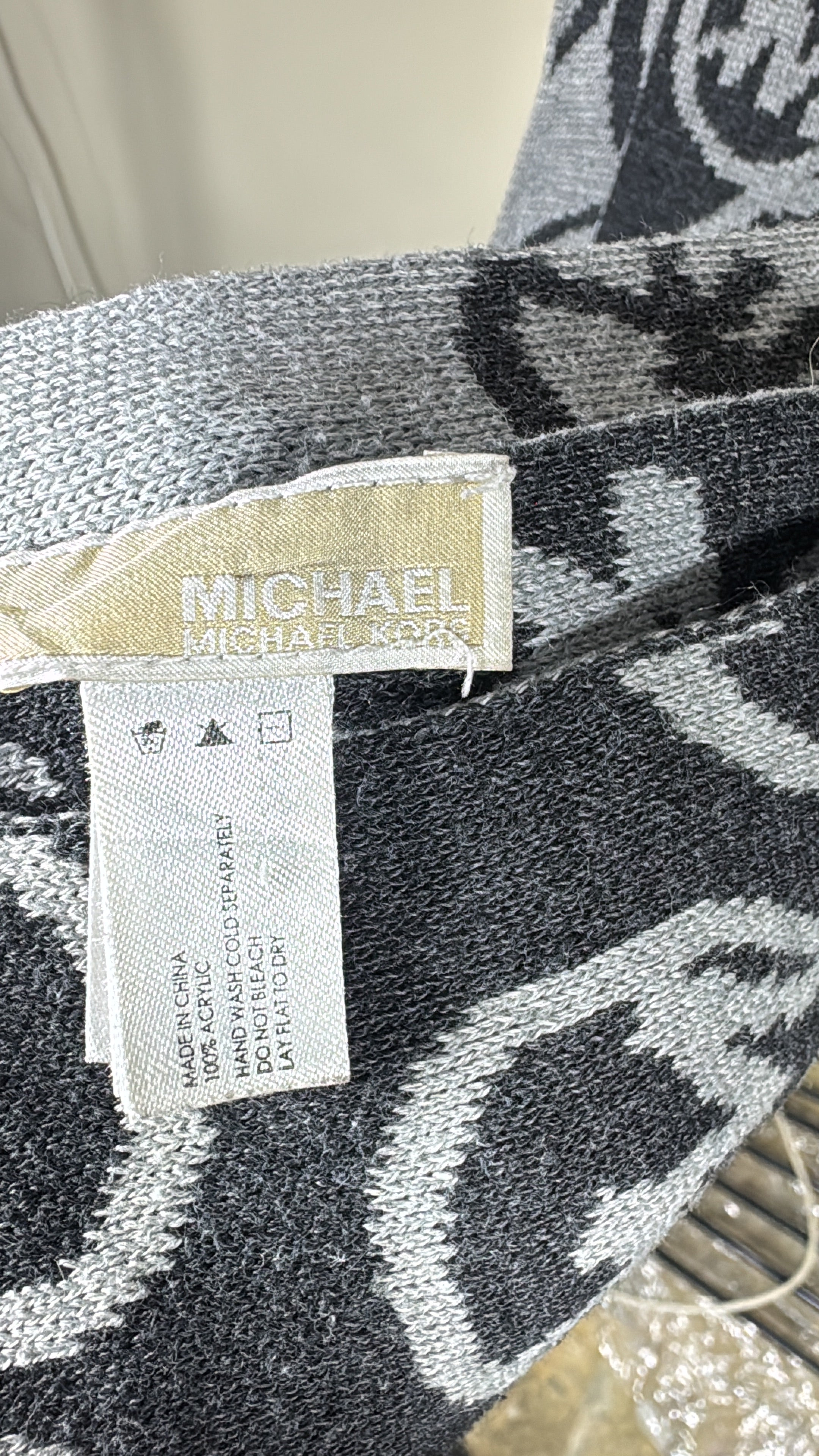 Michael Kors Muffler