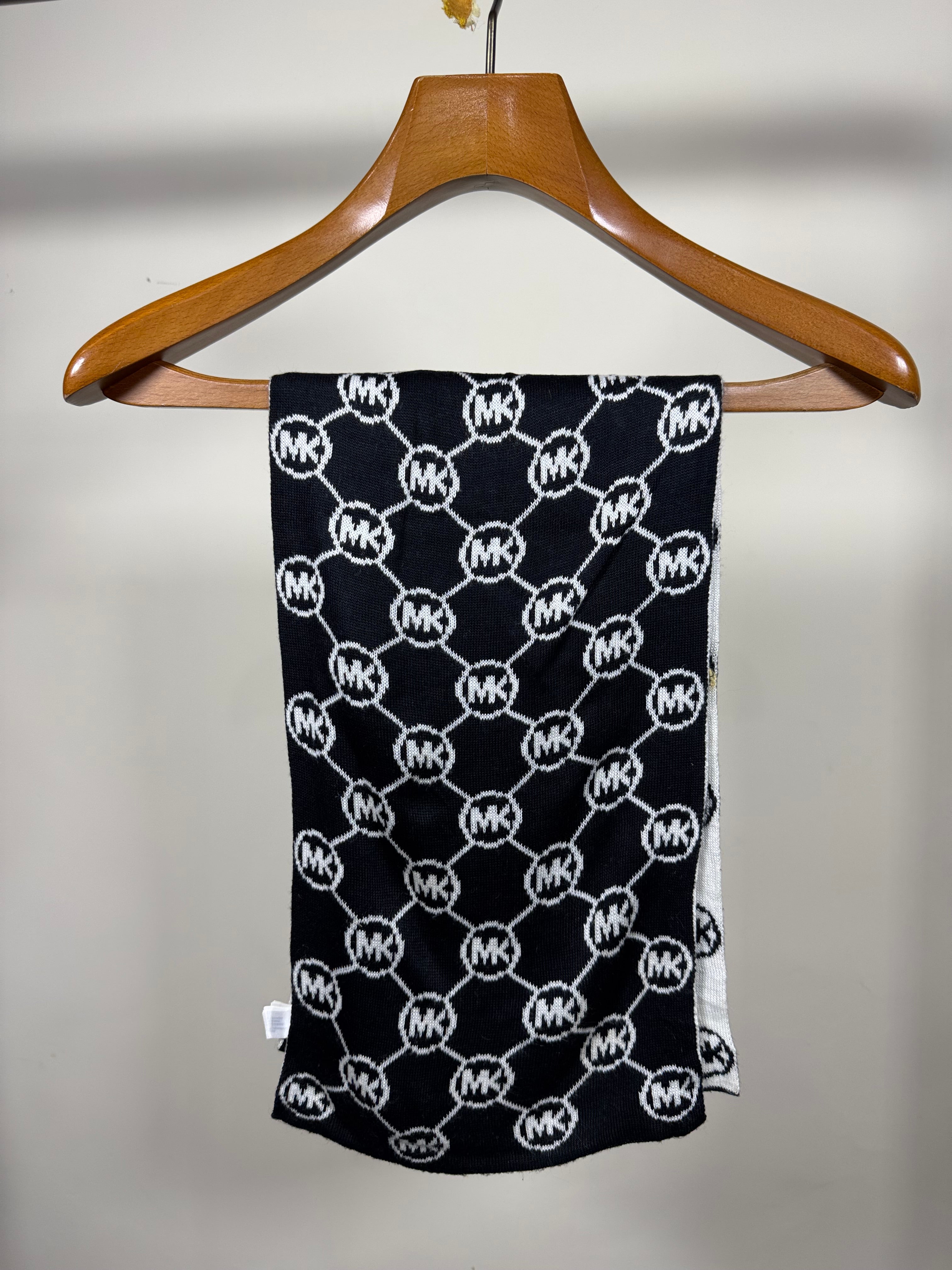 Michael Kors Muffler