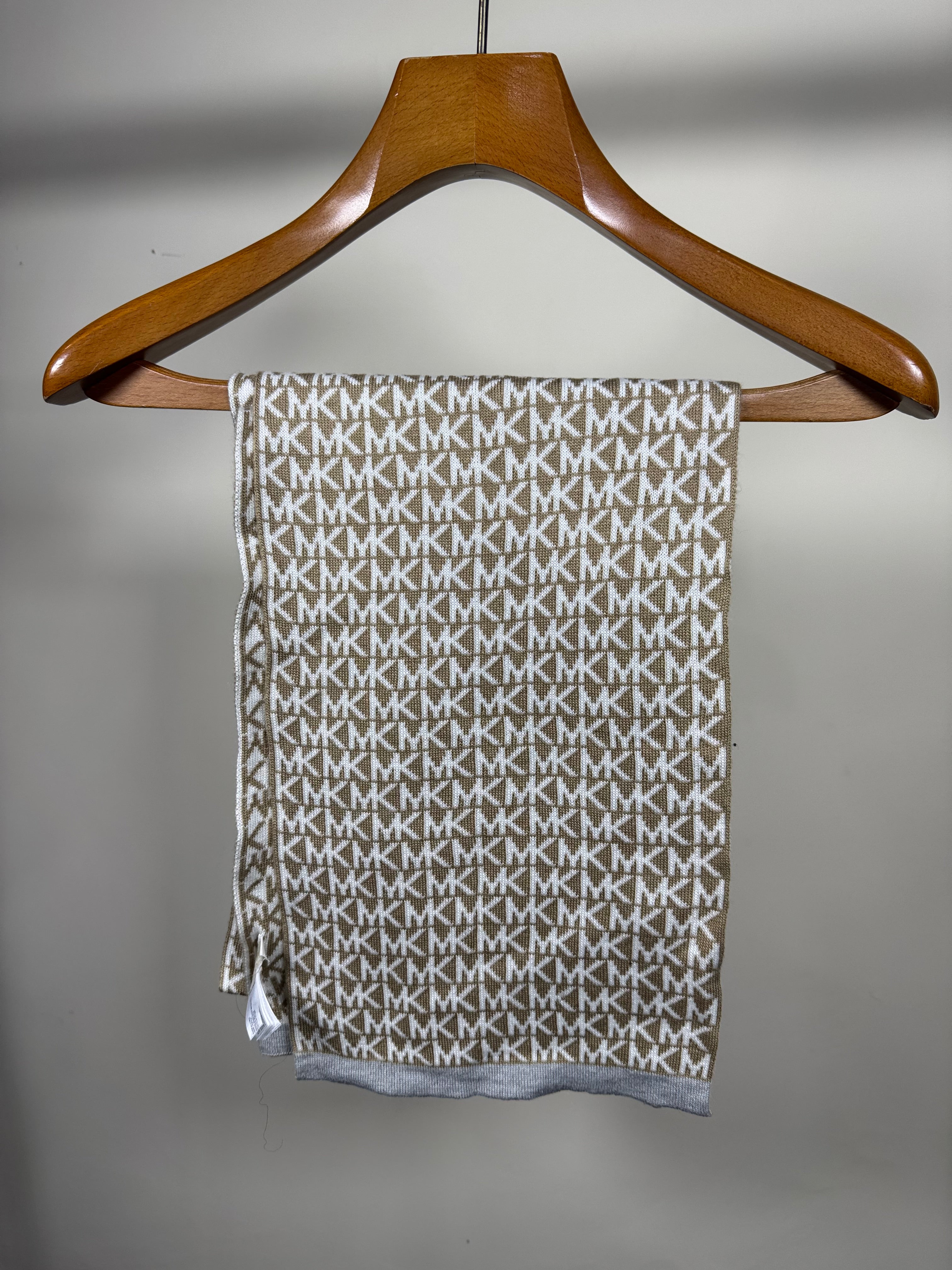 Michael Kors Muffler