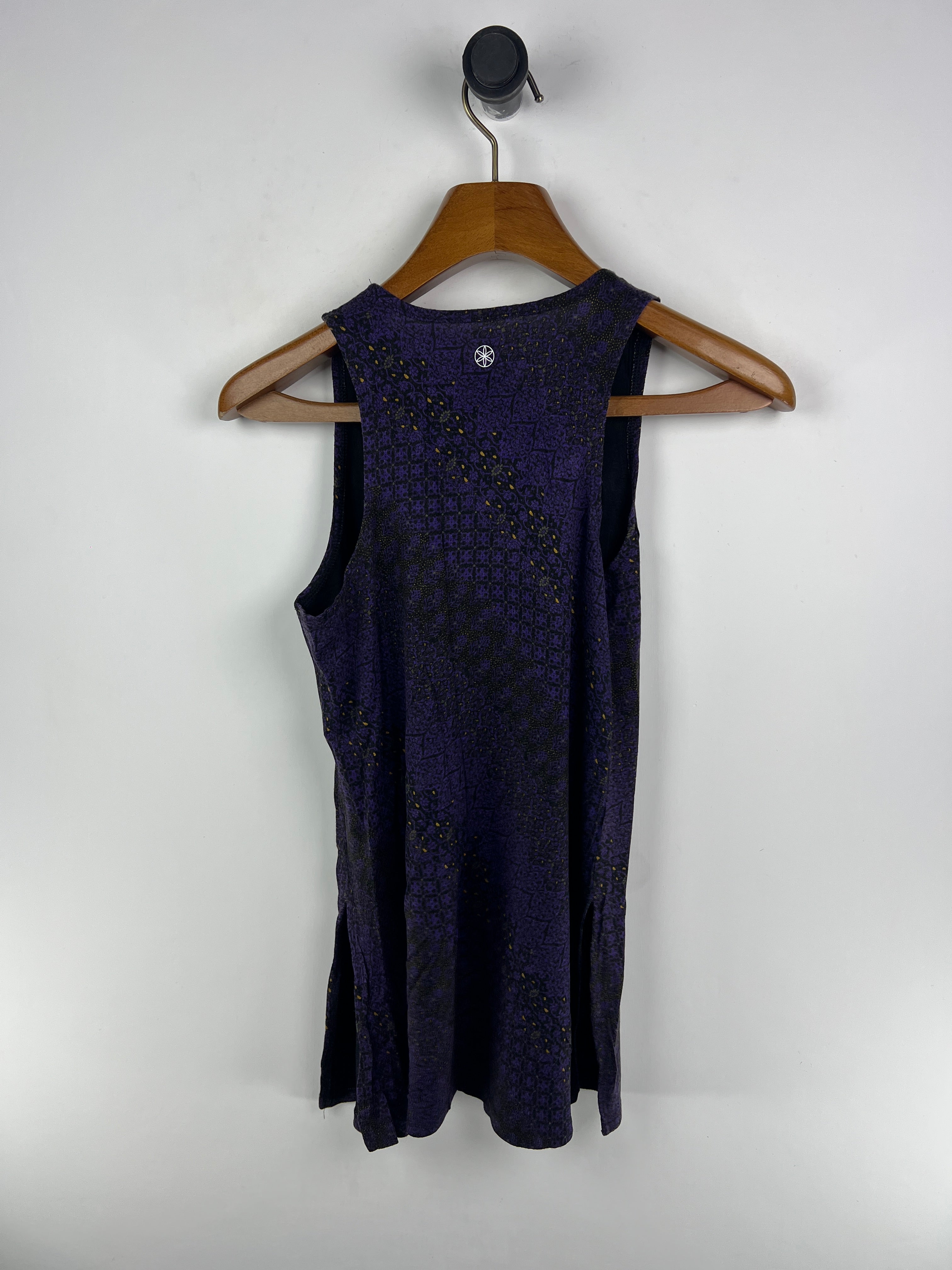 Tank Top (Women) (Medium-Large)