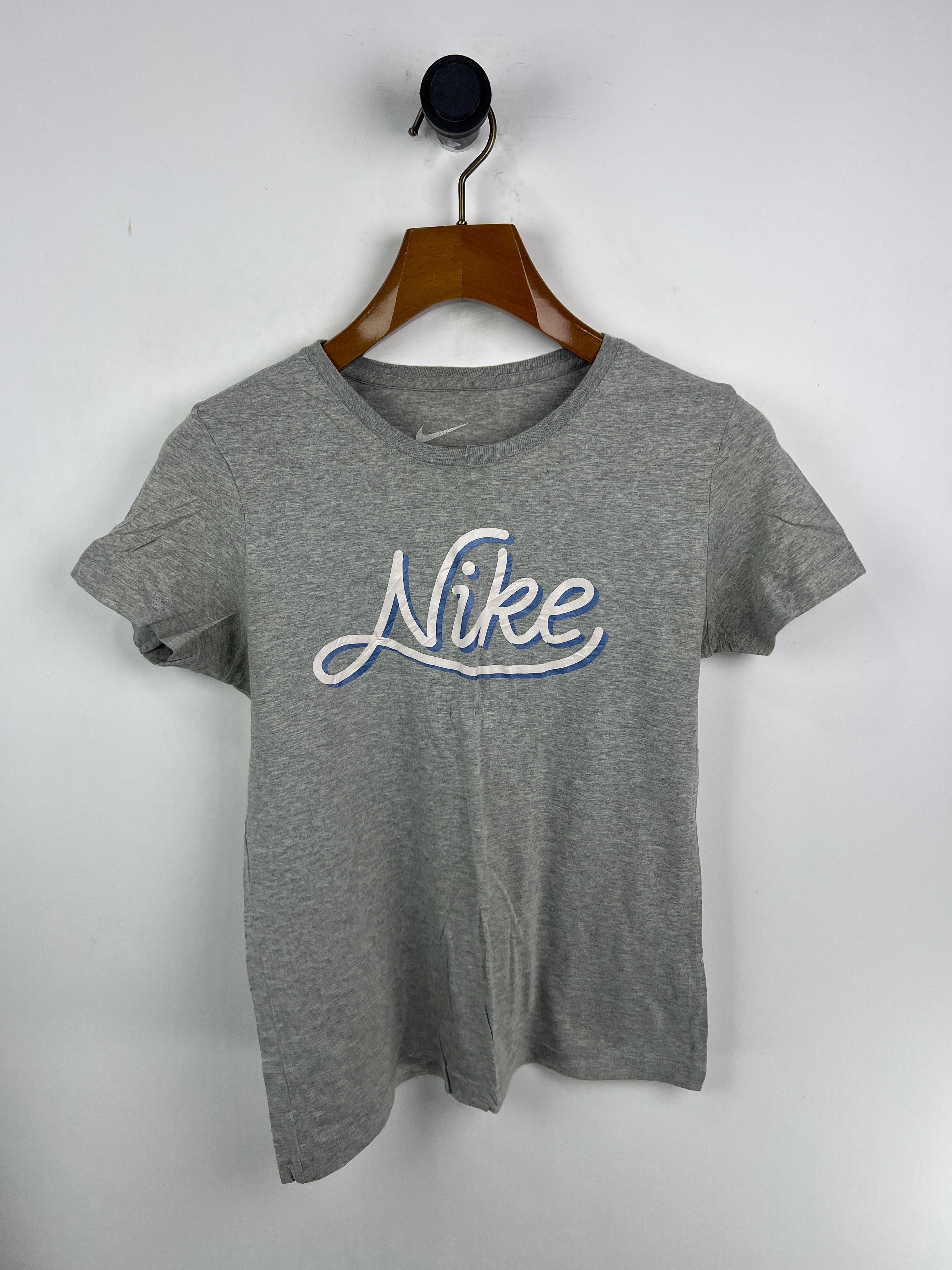 Nike T-Shirt (Women) (Small-Medium)