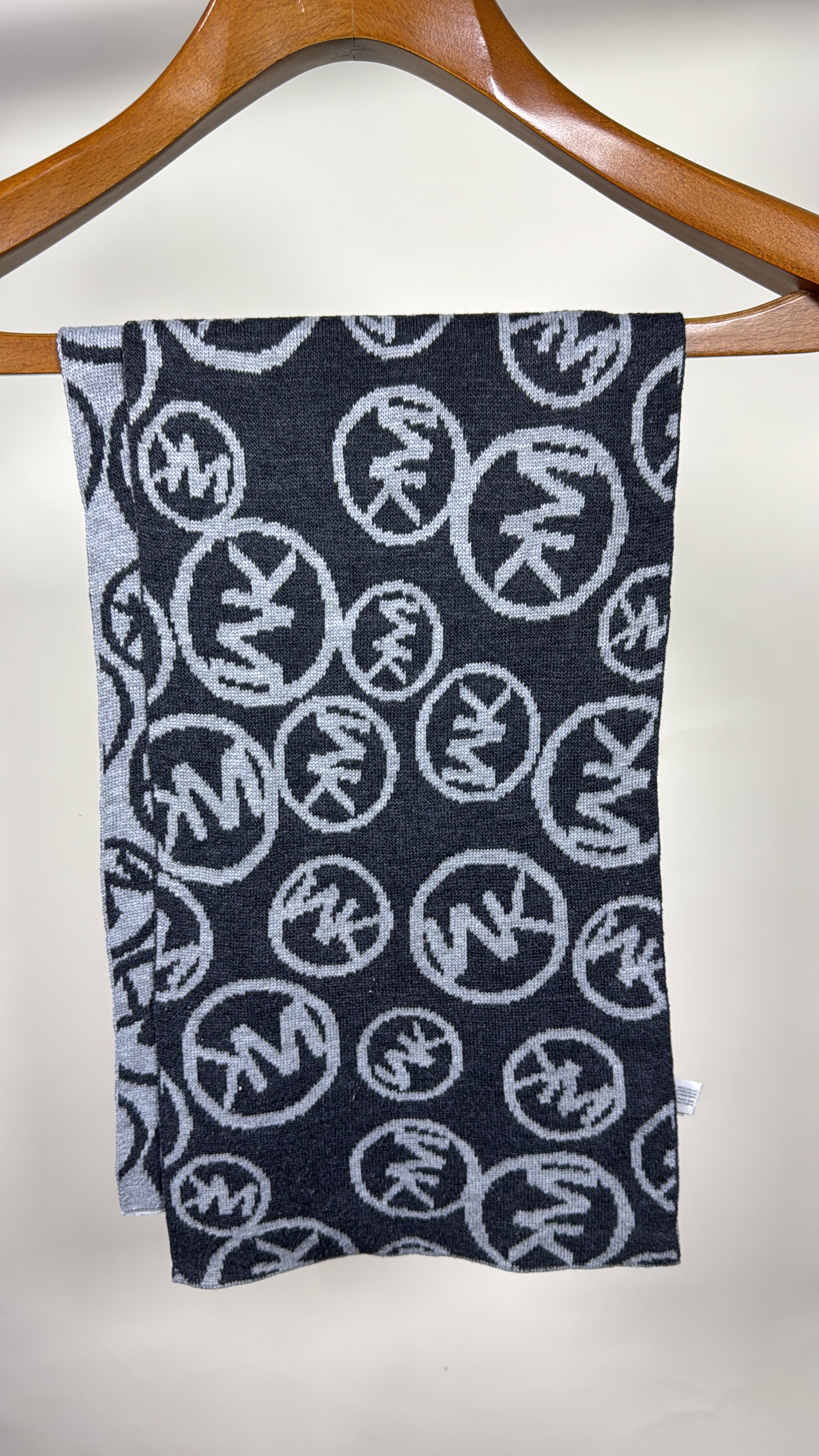 Michael Kors Muffler