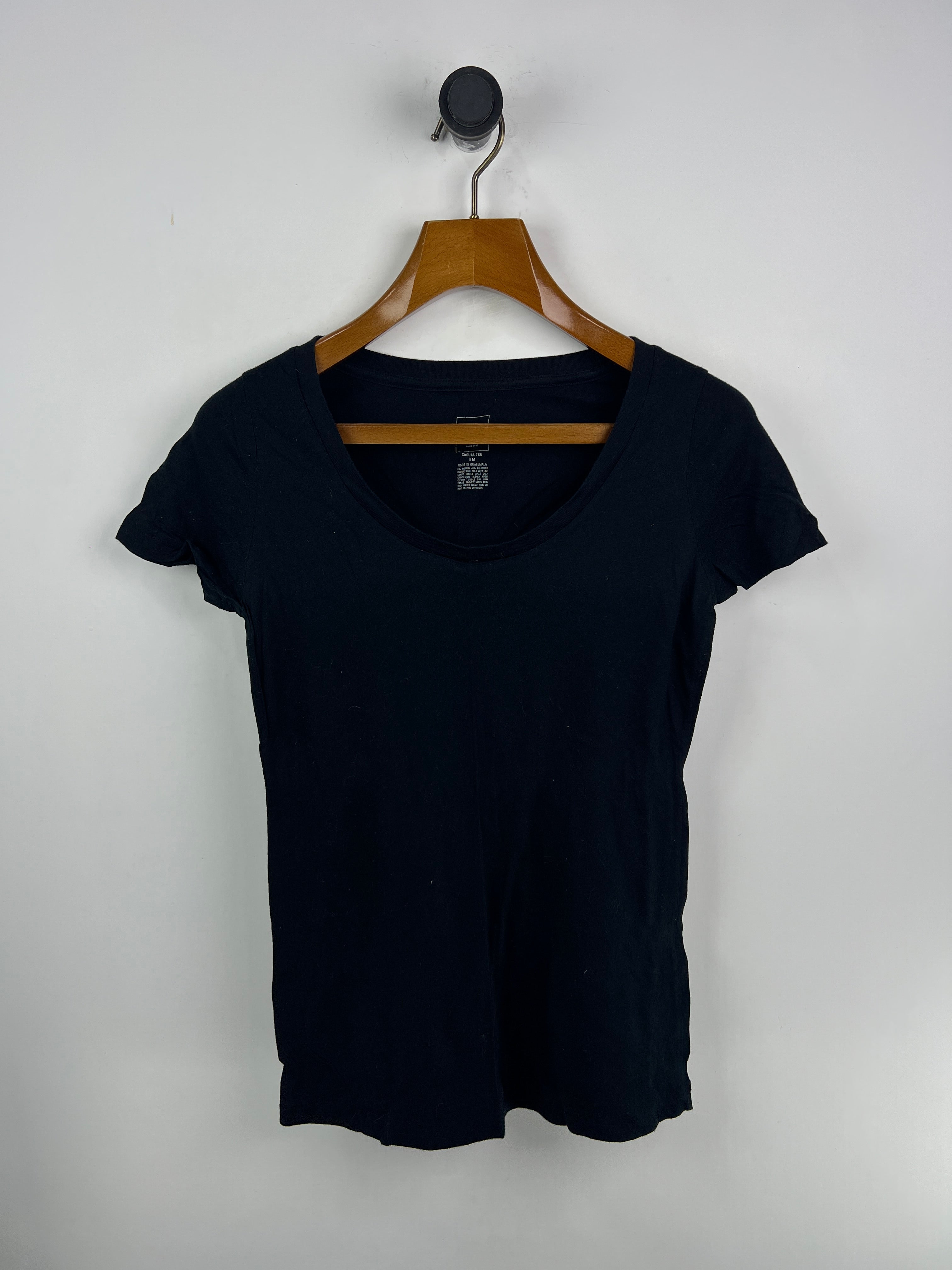 Mossimo T-Shirt (Women) (Small-Medium)