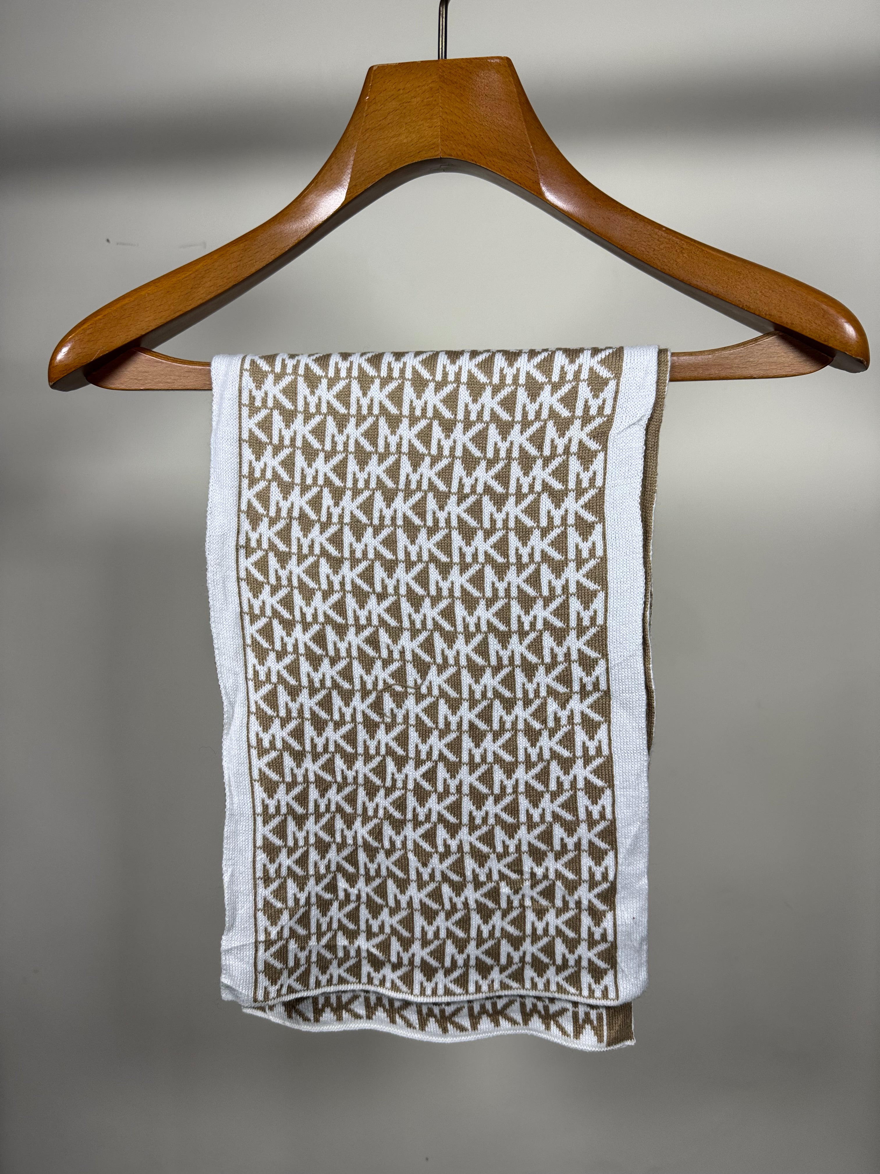 Michael Kors Muffler