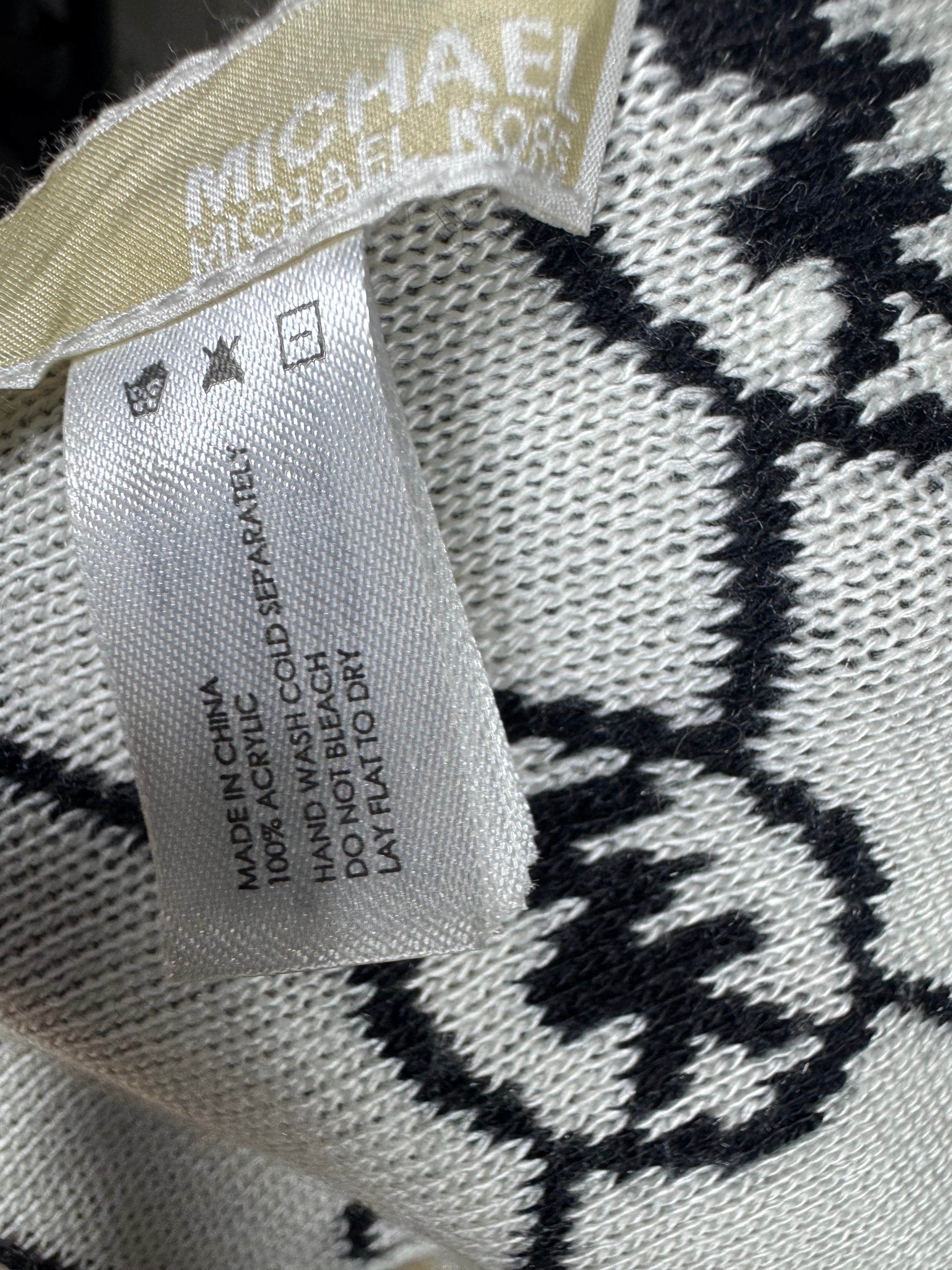 Michael Kors Muffler