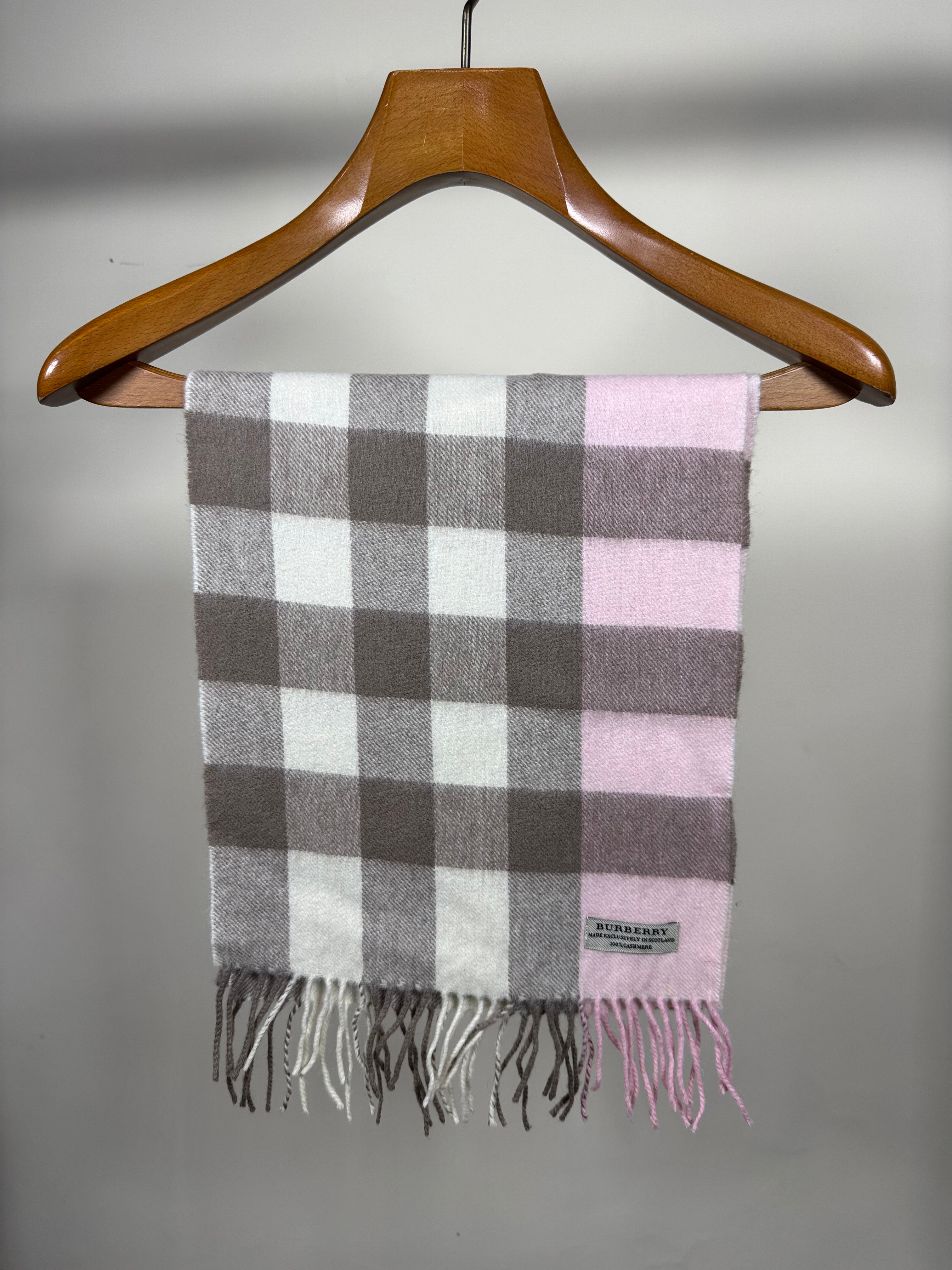 Burberry Cashmere Muffler