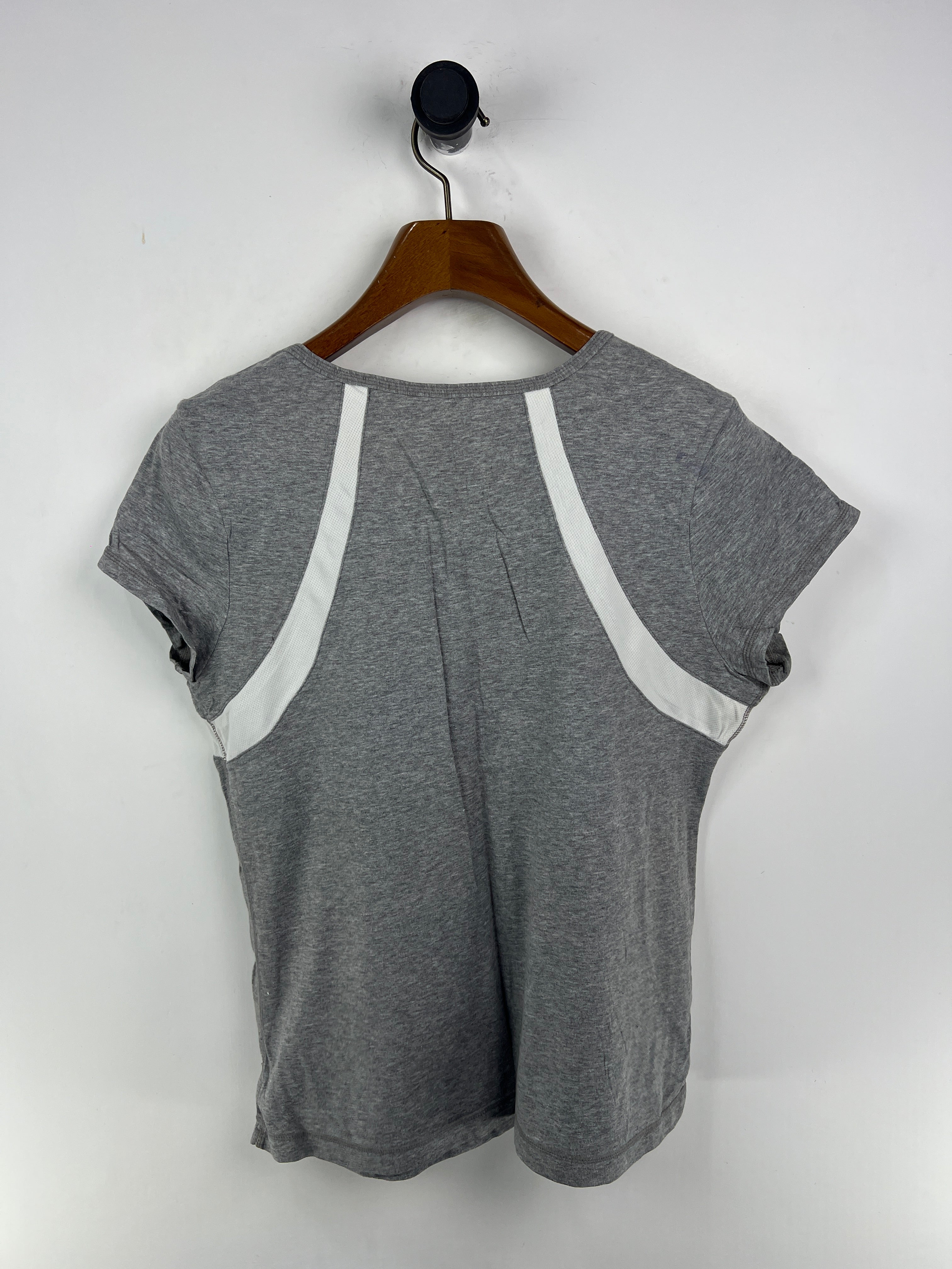Danskin T-Shirt (Women) (Large/X-Large)
