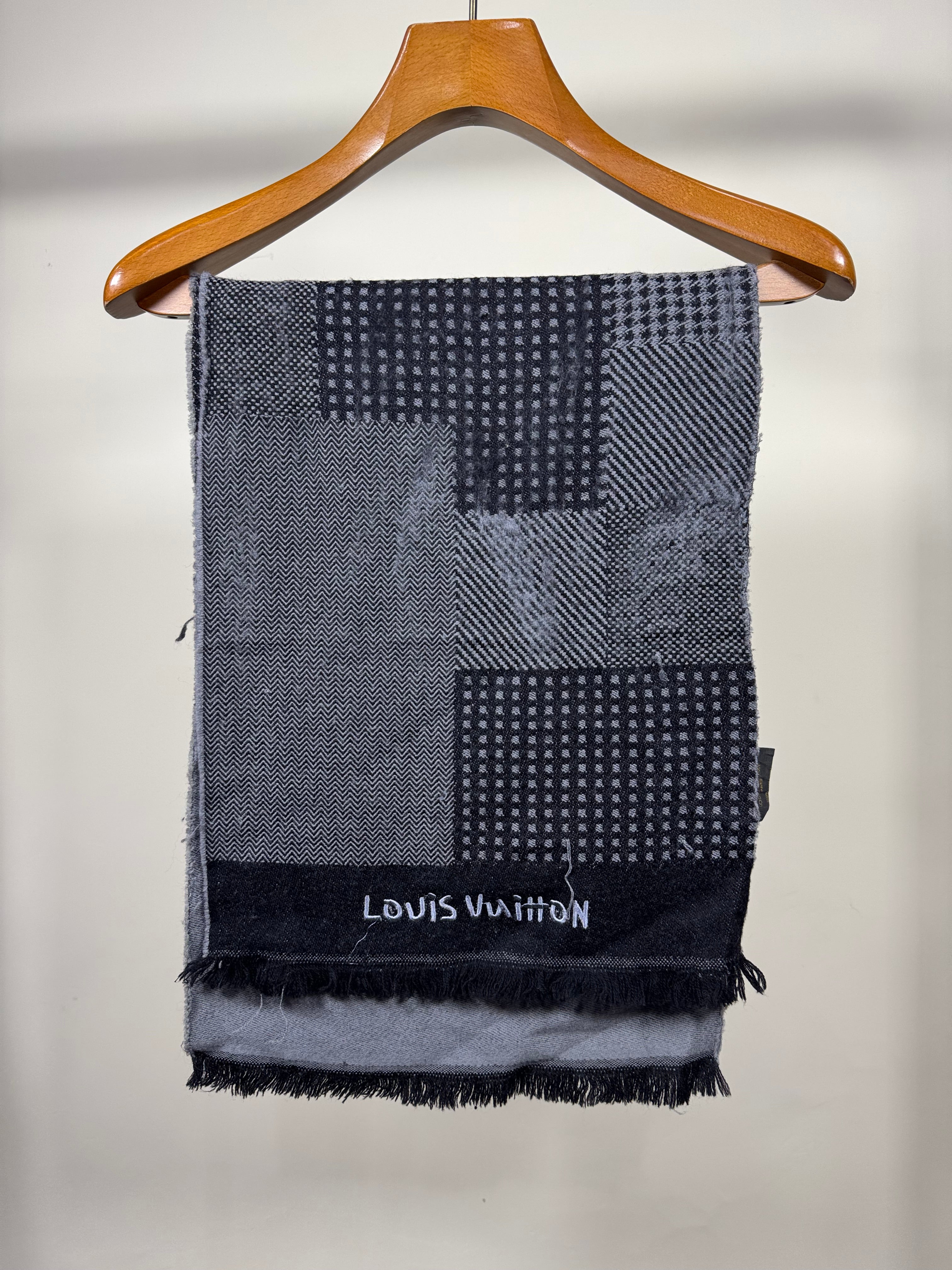 Louis Vuitton Cashmere Muffler