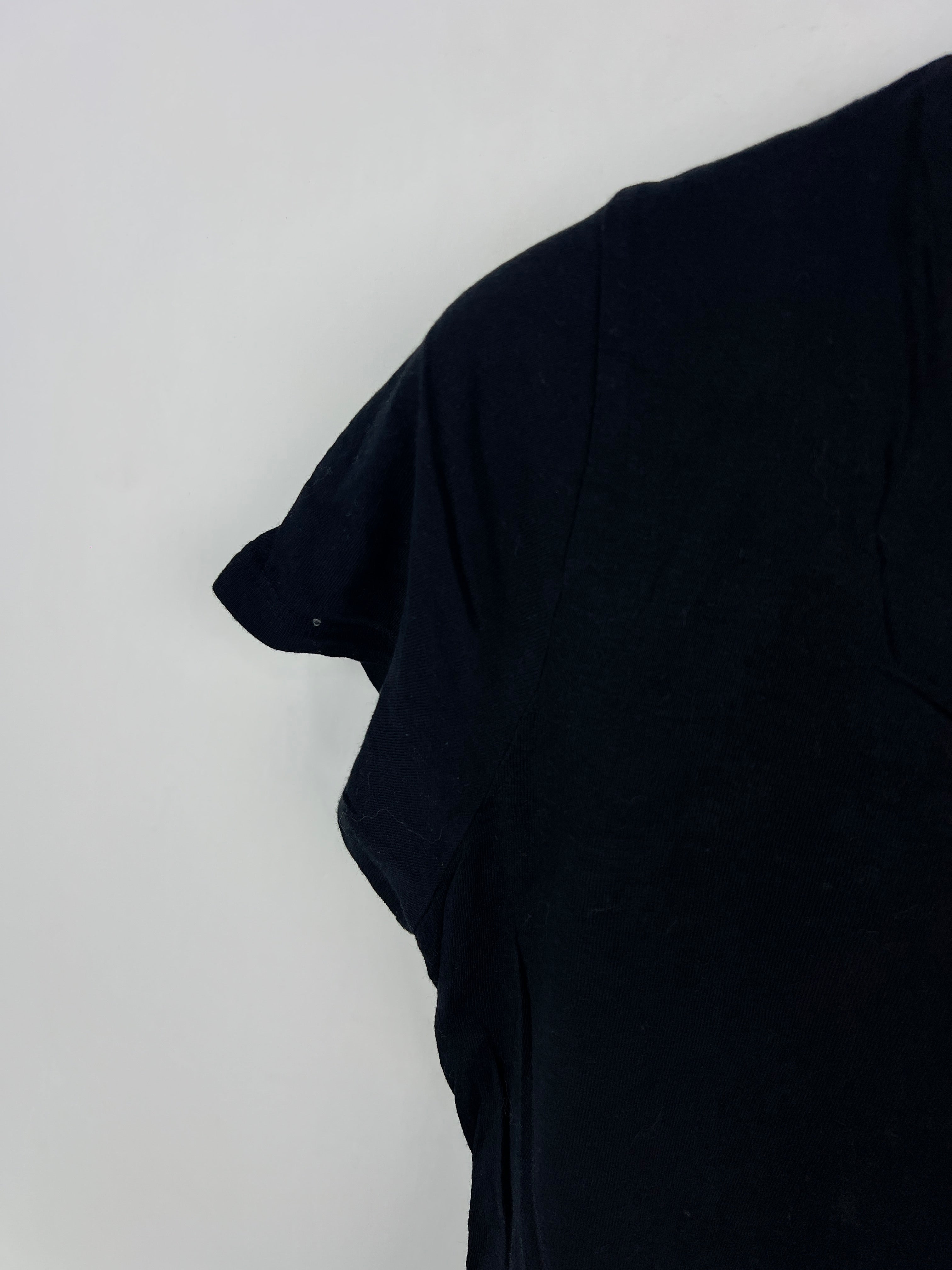 Old Navy T-Shirt (Women) (Small)