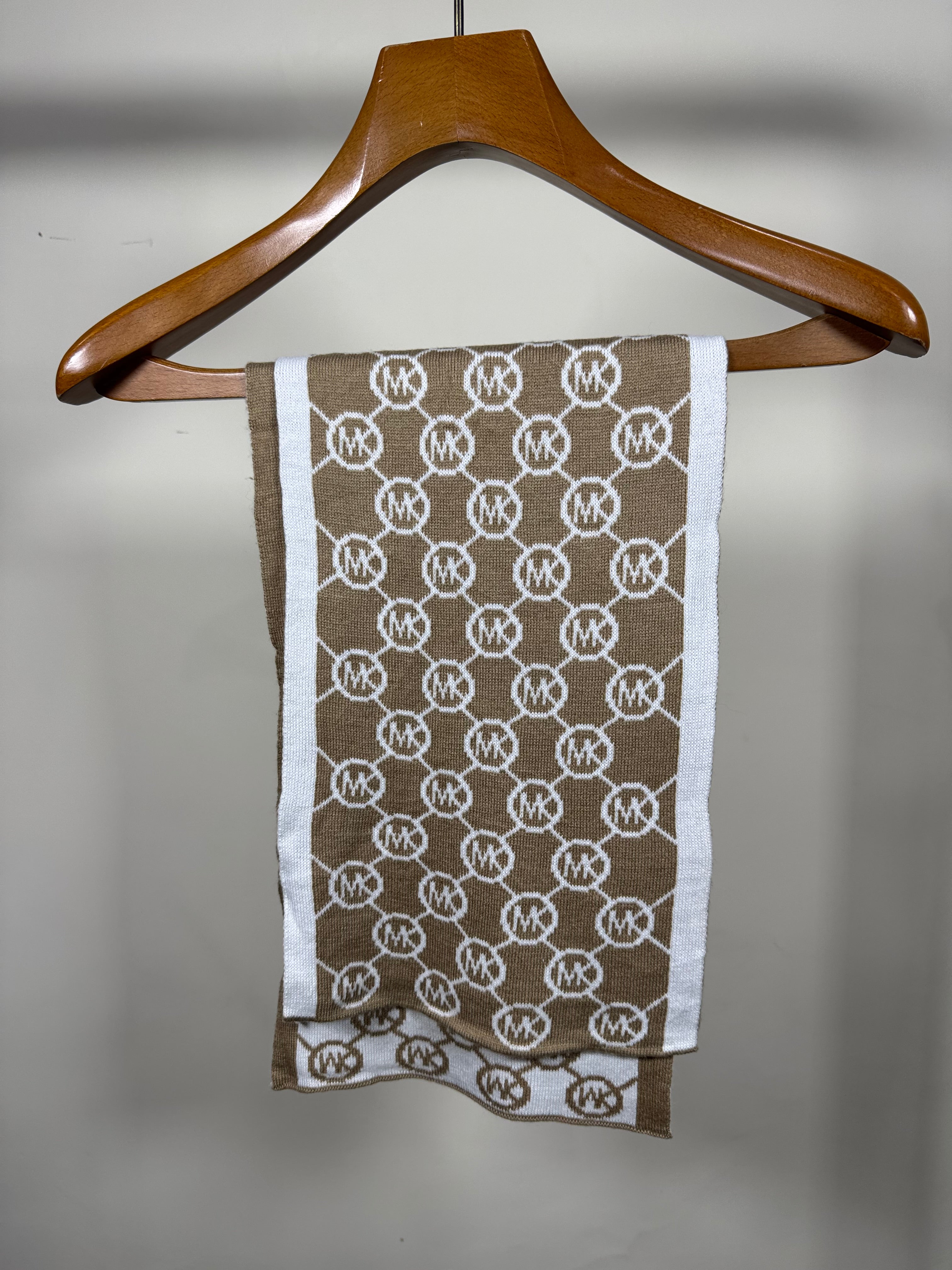 Michael Kors Muffler