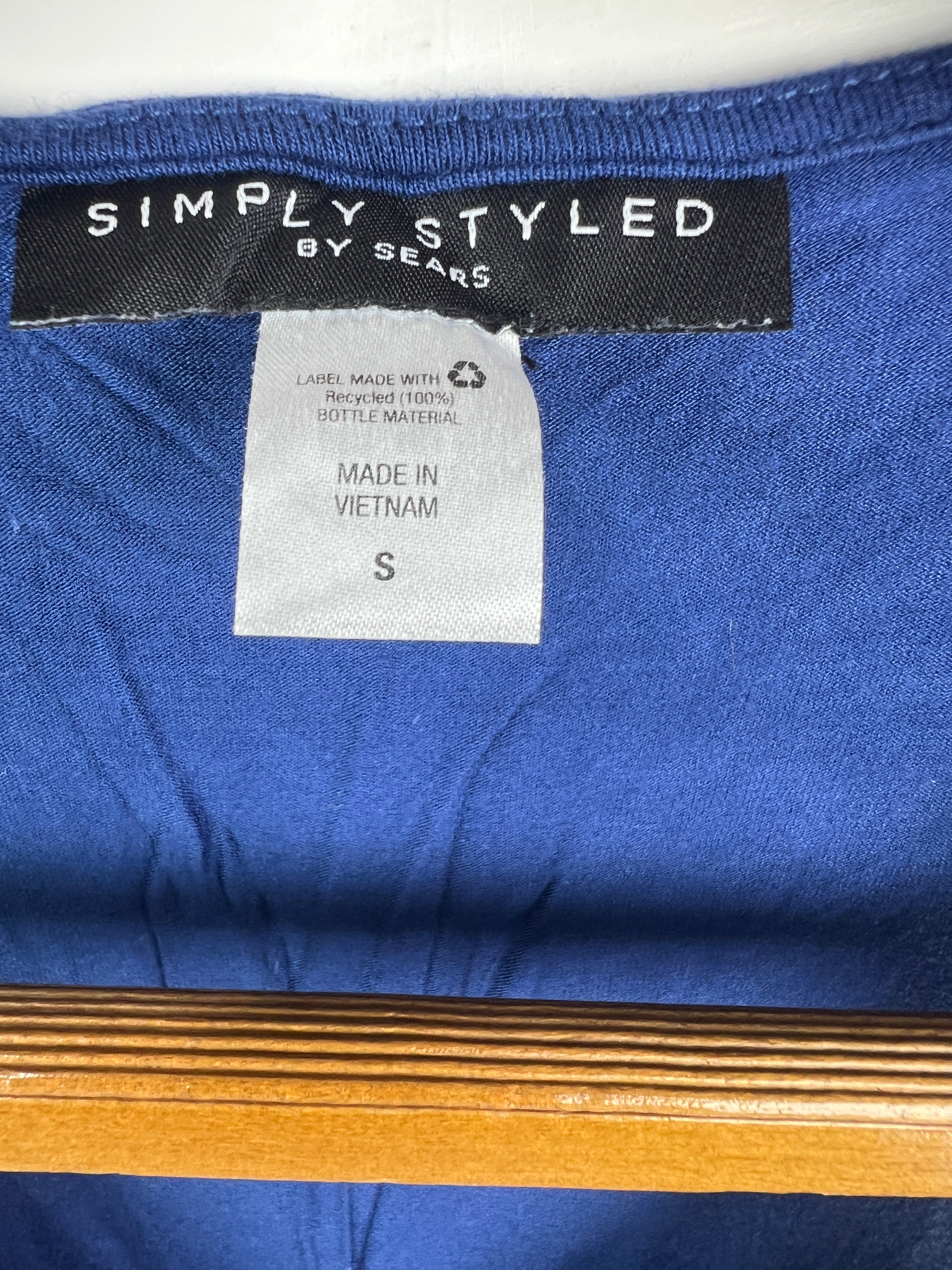 Simply Styled Tank Top (Women) (Small-Medium)