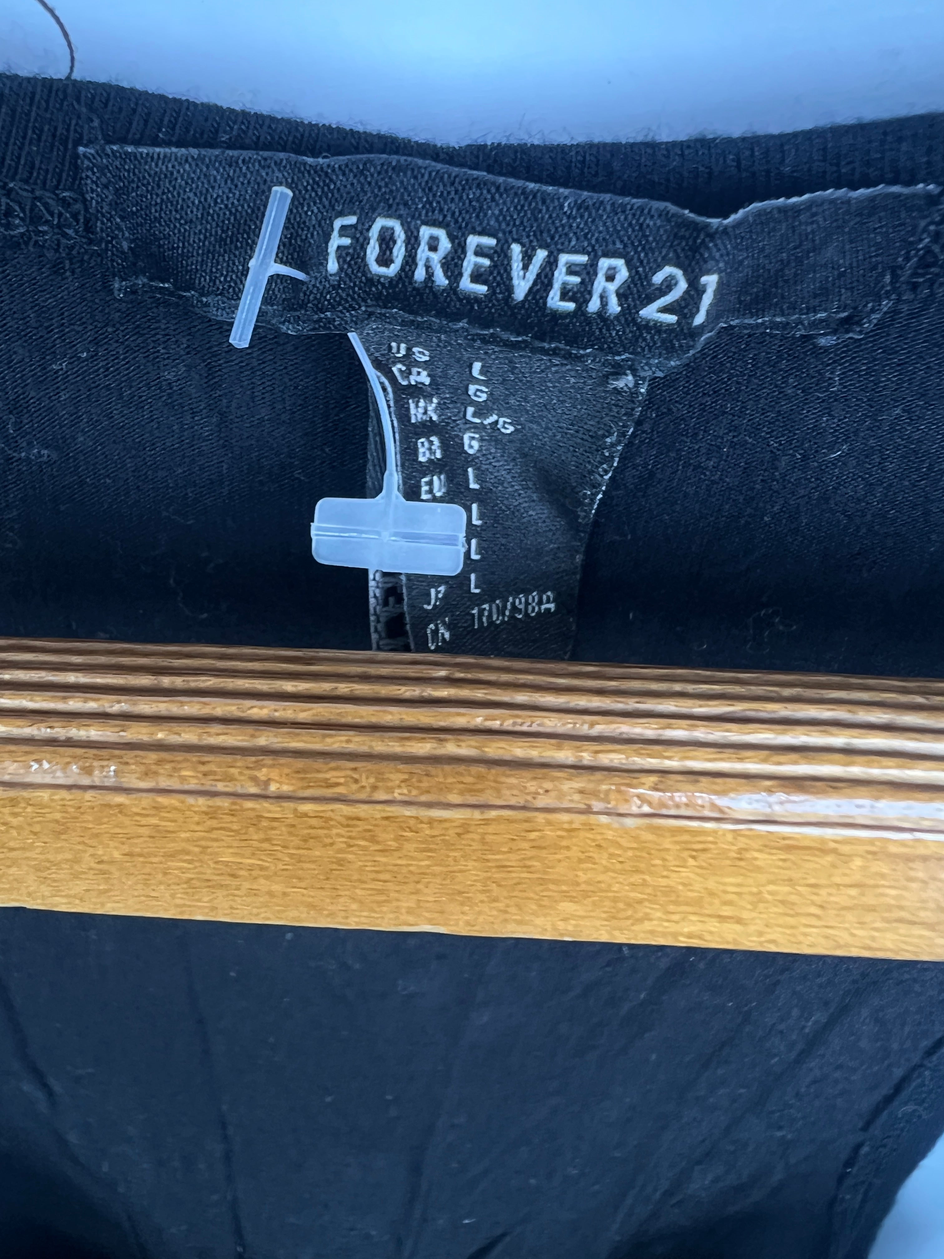 Forever 21 Tank Top (Women) (Medium-Large)