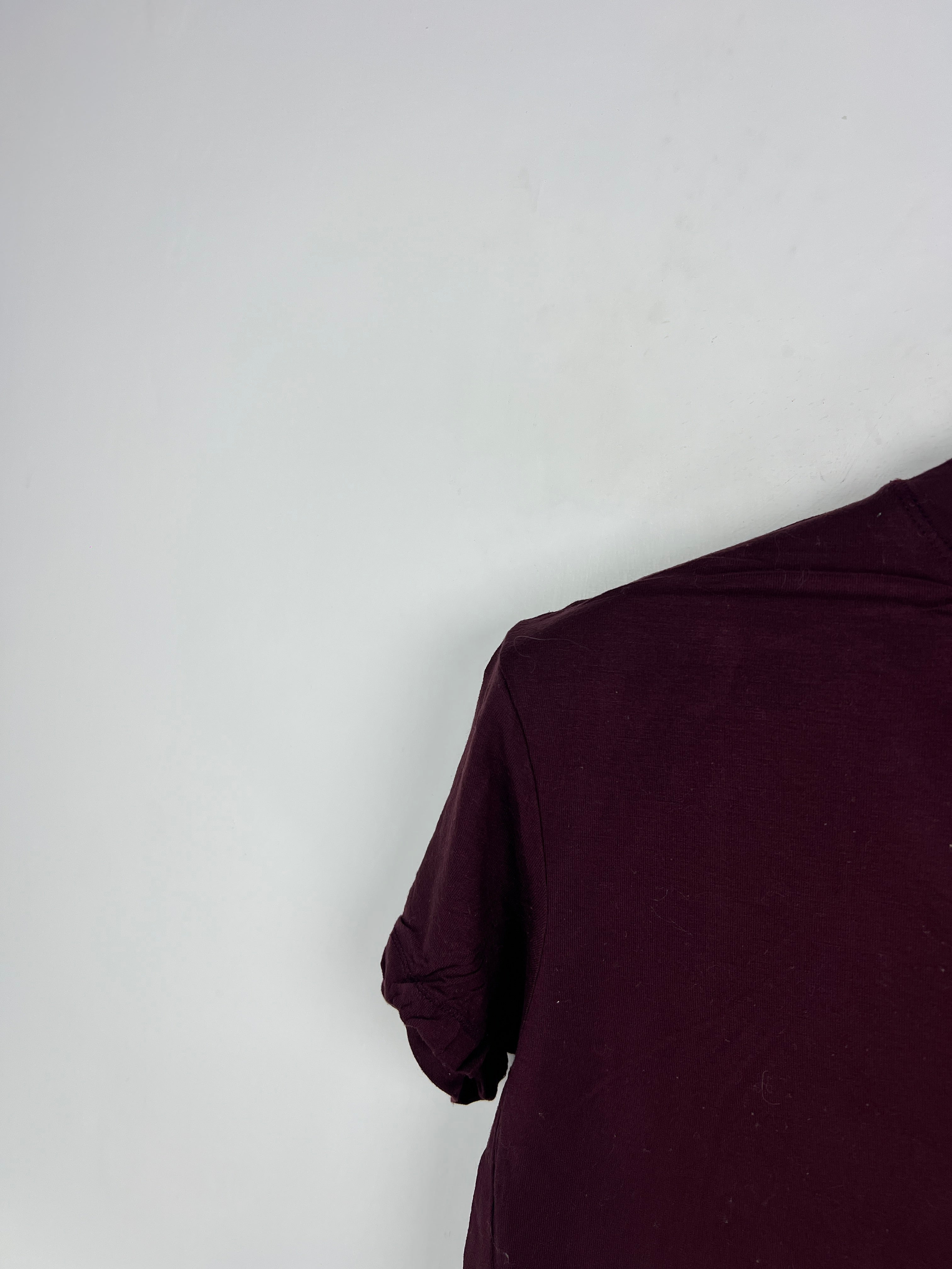Old Navy Cropped T-Shirt (Women) (Small)