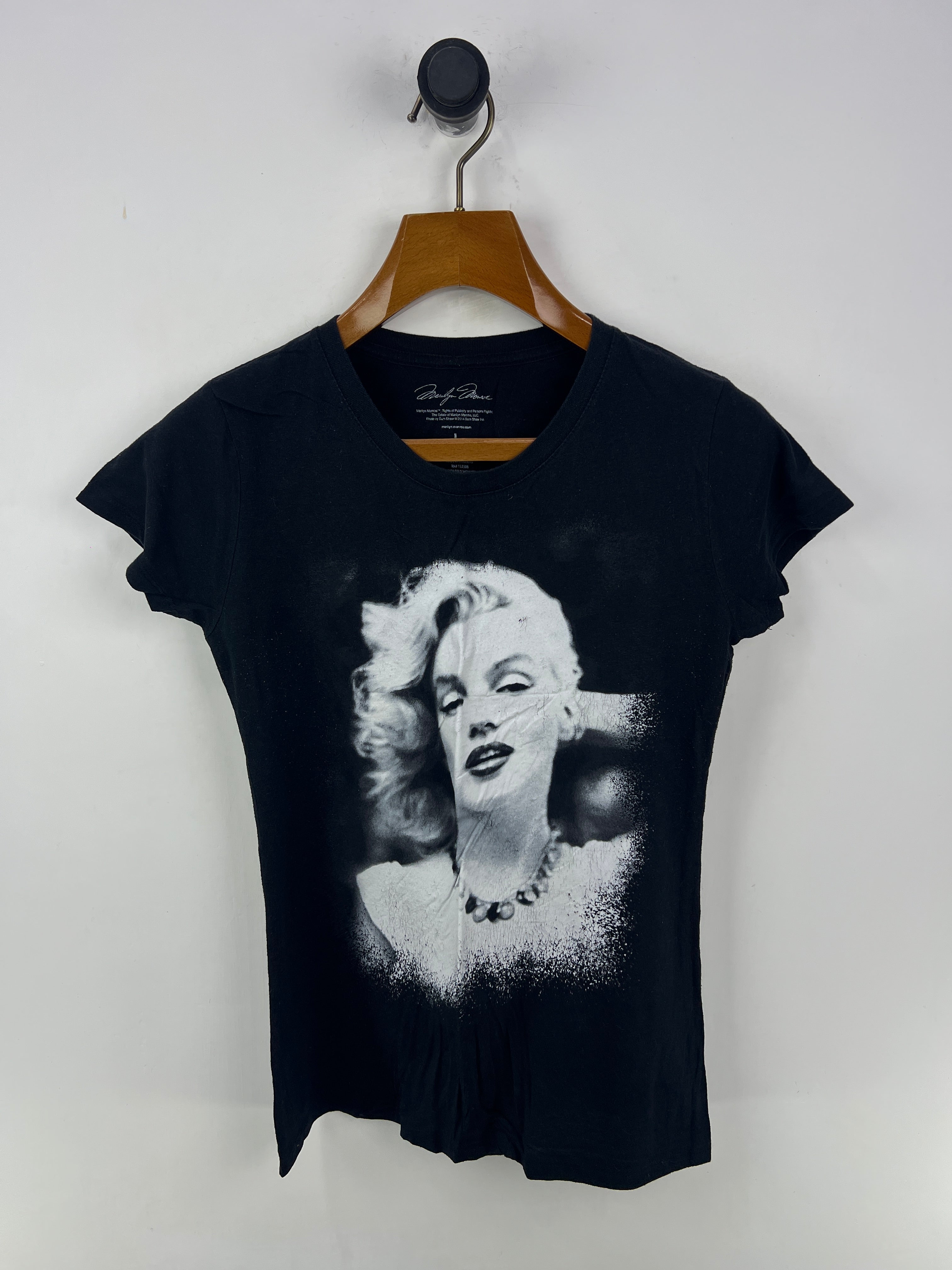 T-Shirt (Women) (Medium-Large)