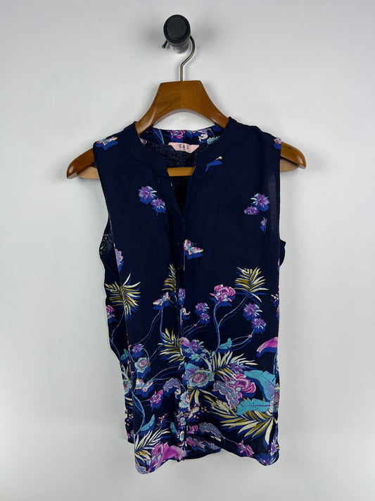 E&D Blouse (Women) (Medium-Large)