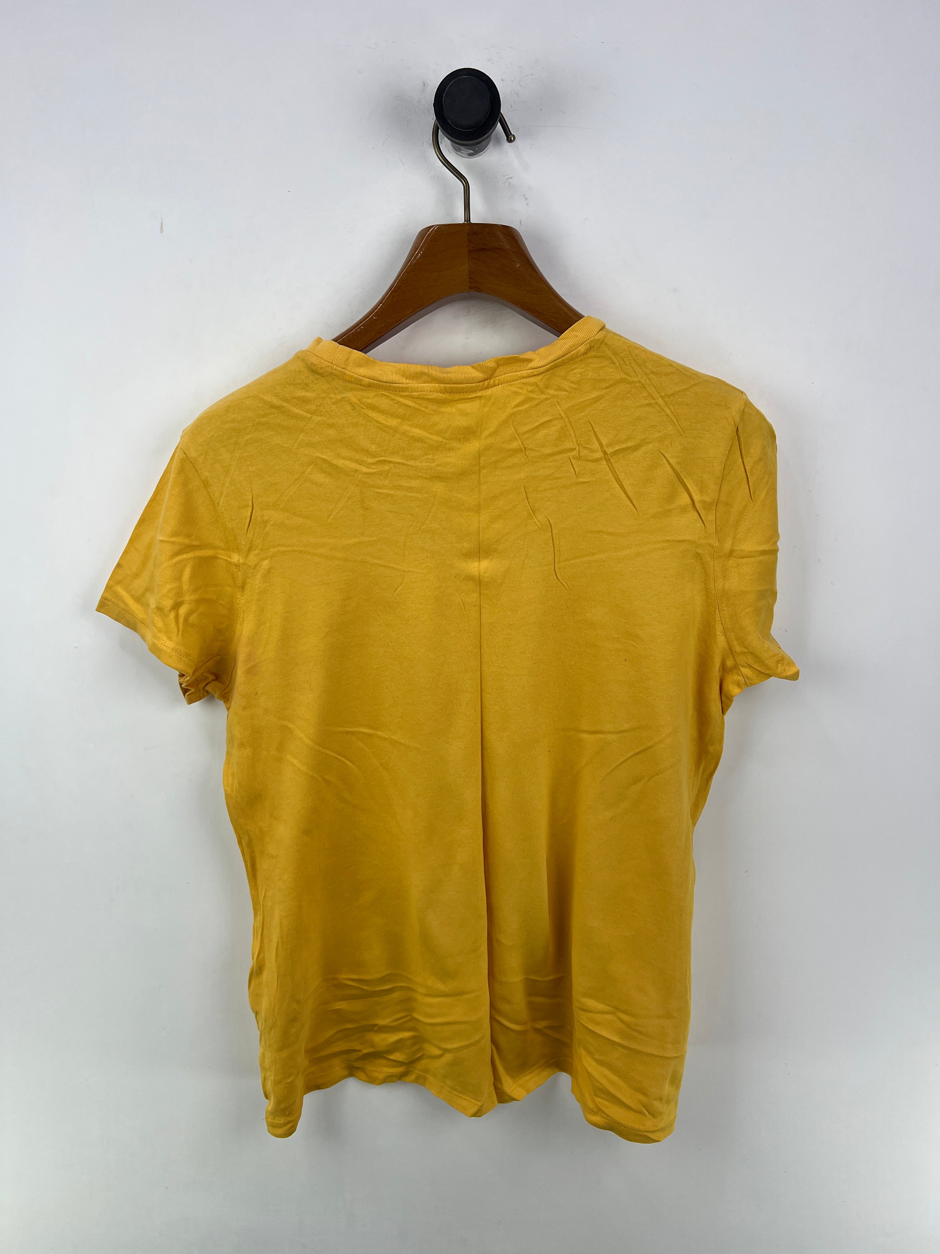 Levis T-Shirt (Women) (Large)