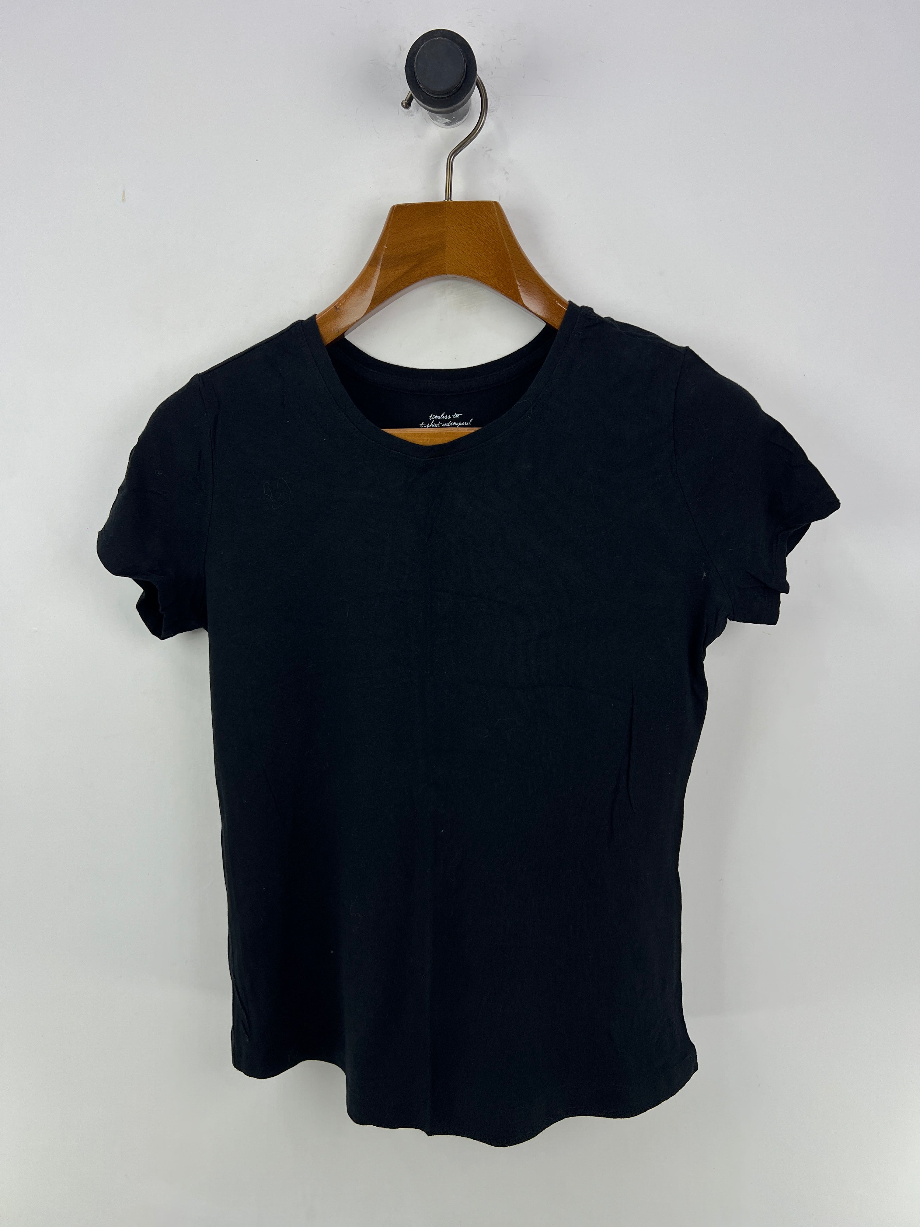 Banana Republic T-Shirt (Women) (Small)