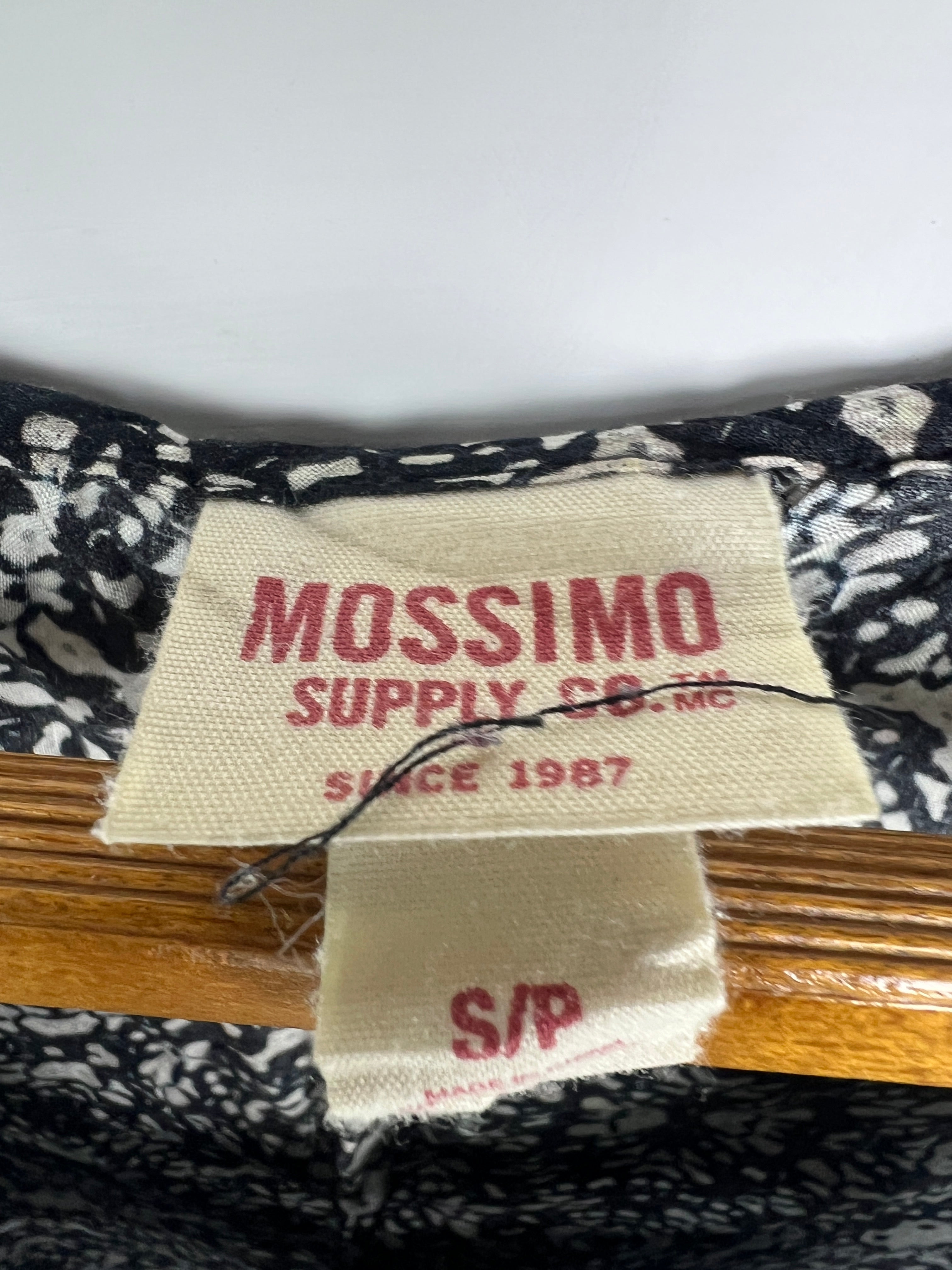 Mossimo Blouse (Women) (Small-Medium)