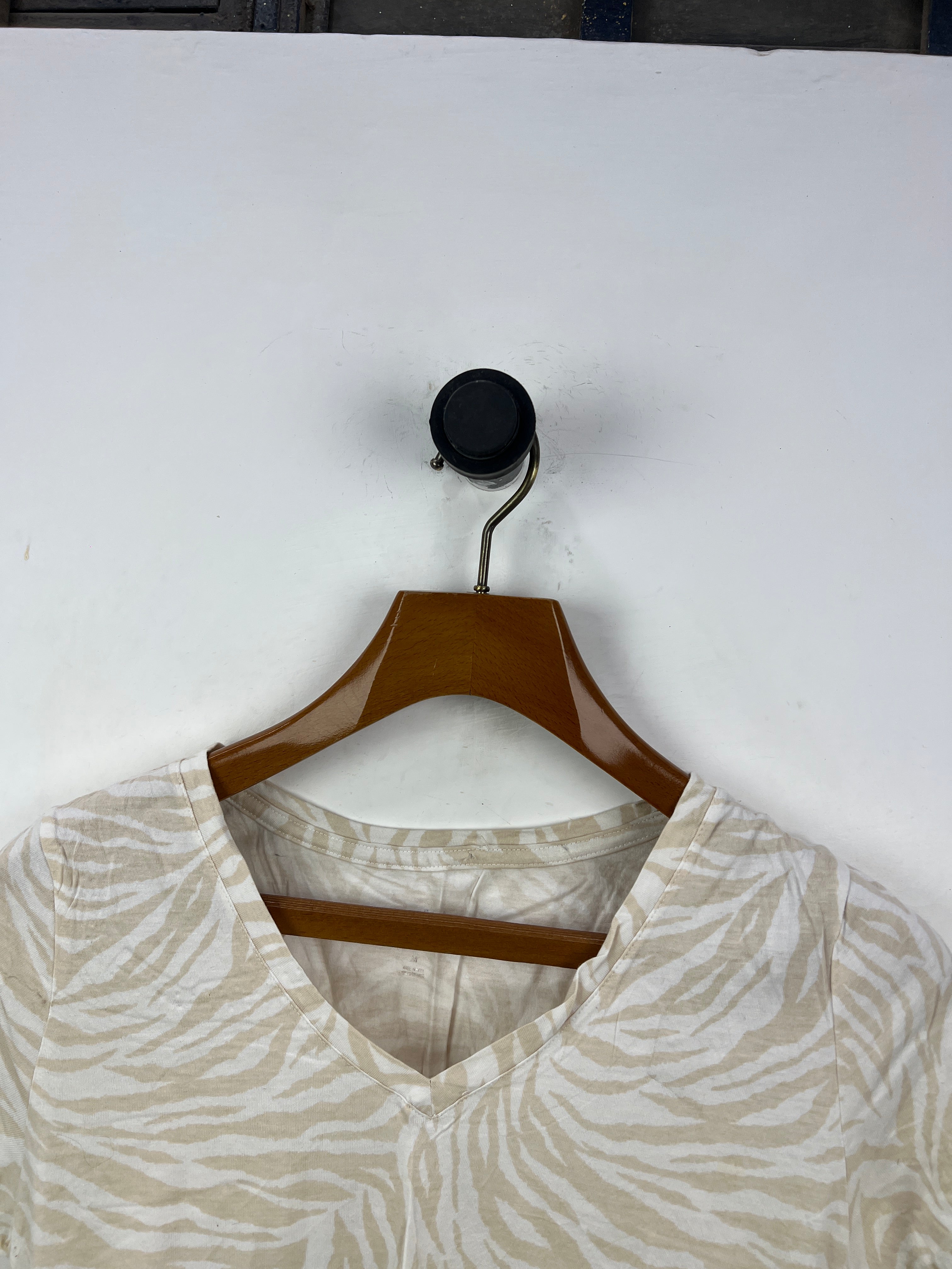 Esabel Blouse (Women) (Medium)
