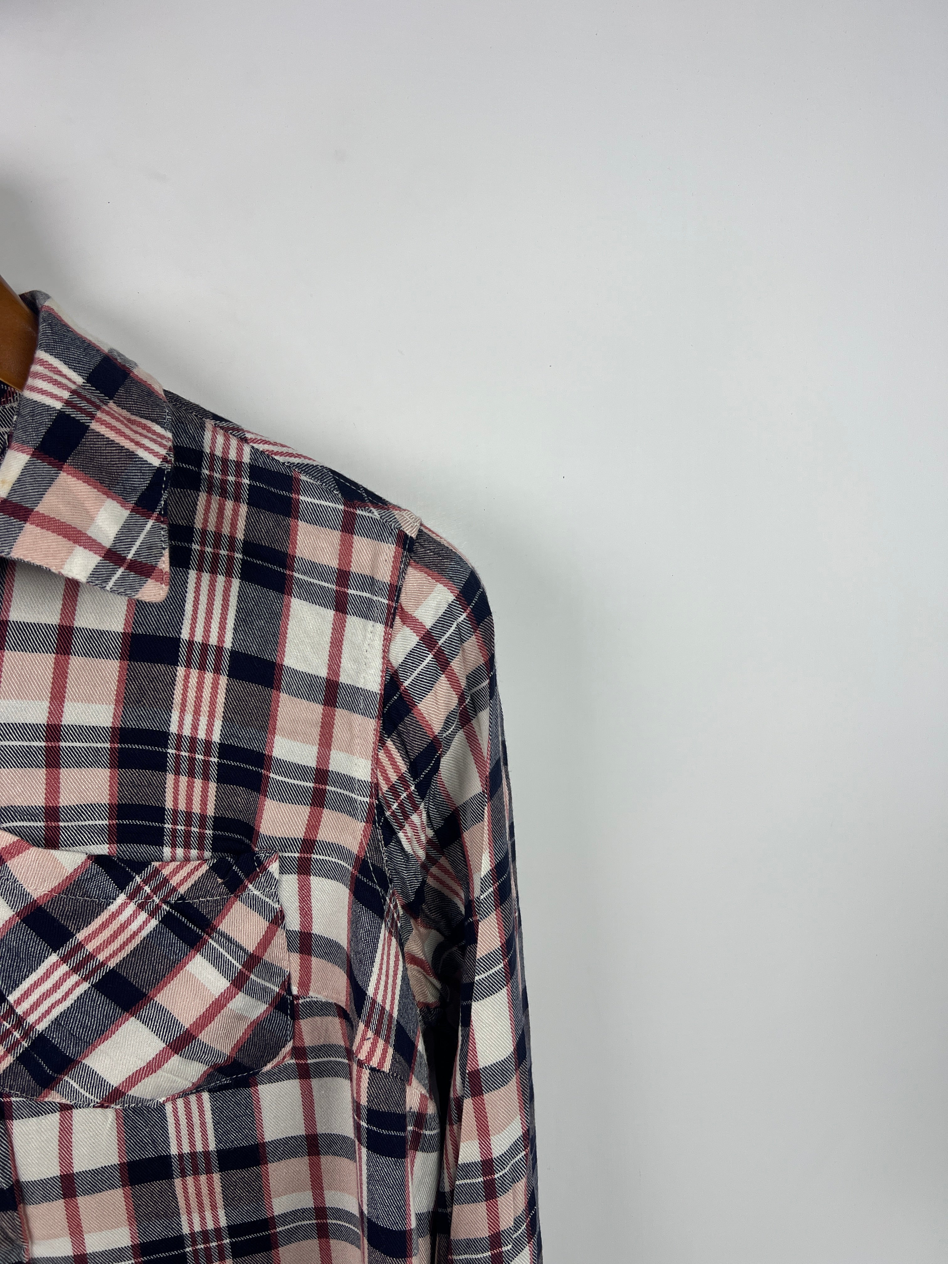 Isabel Shirt (Women) (Medium-Large)
