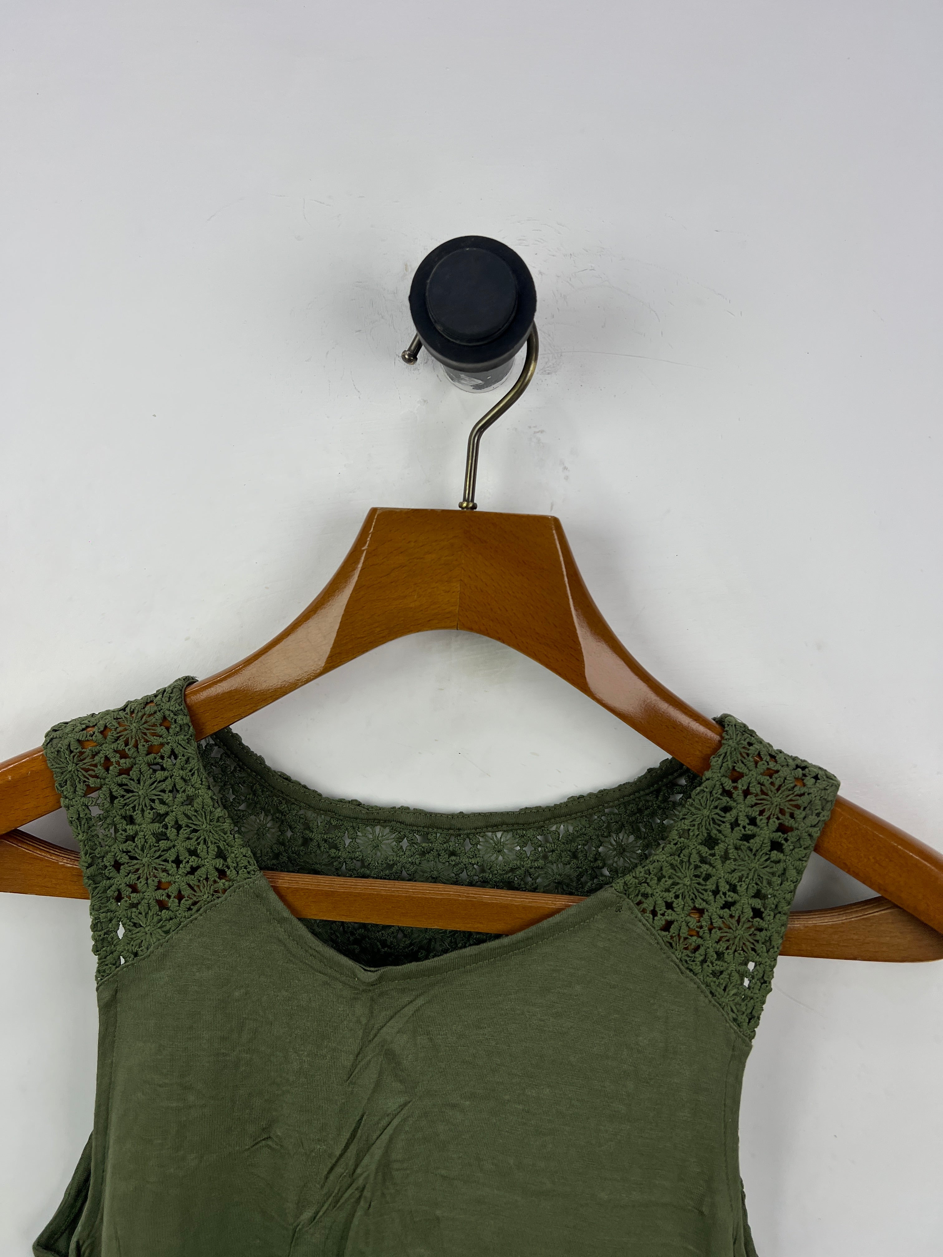 Old Navy Tank Top (Women) (Small)
