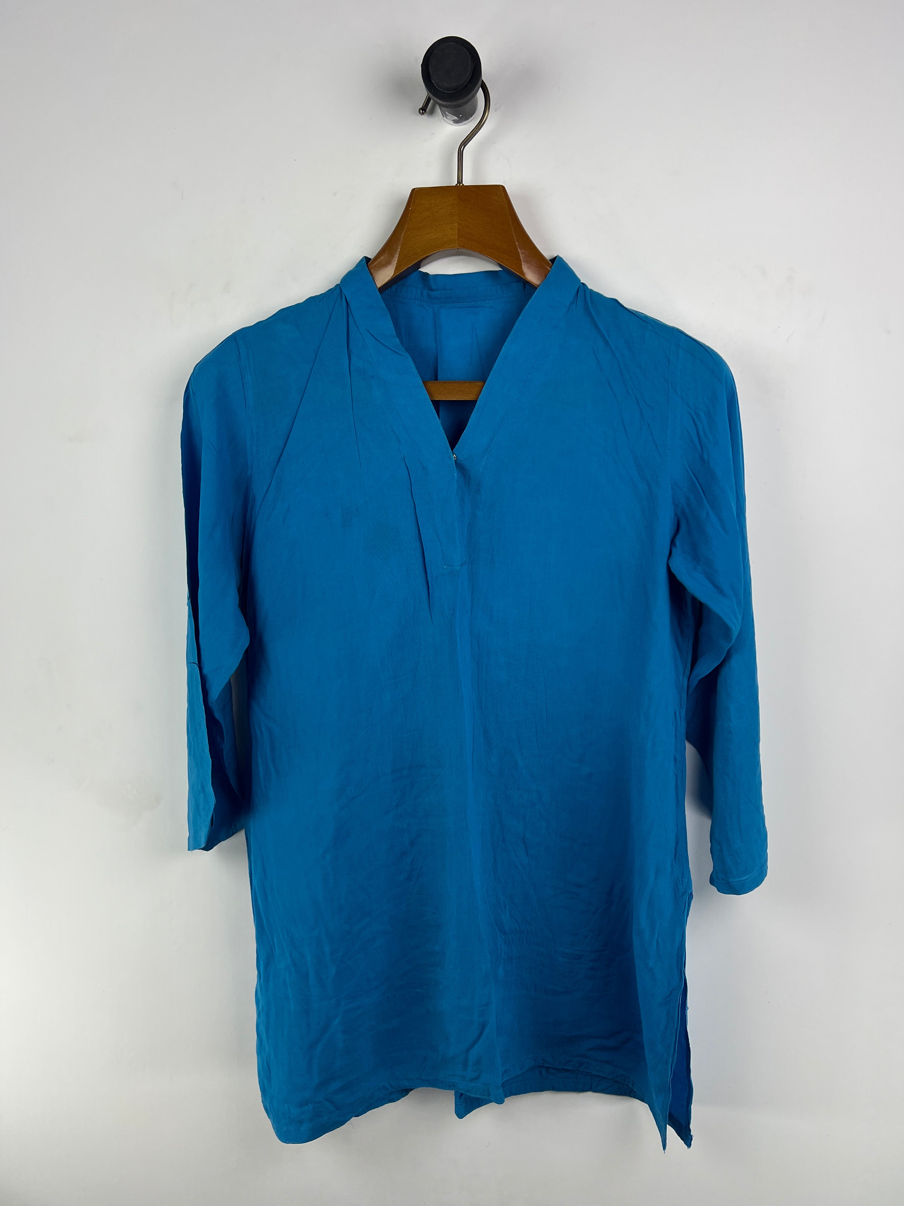 Blouse (Women) (Medium)
