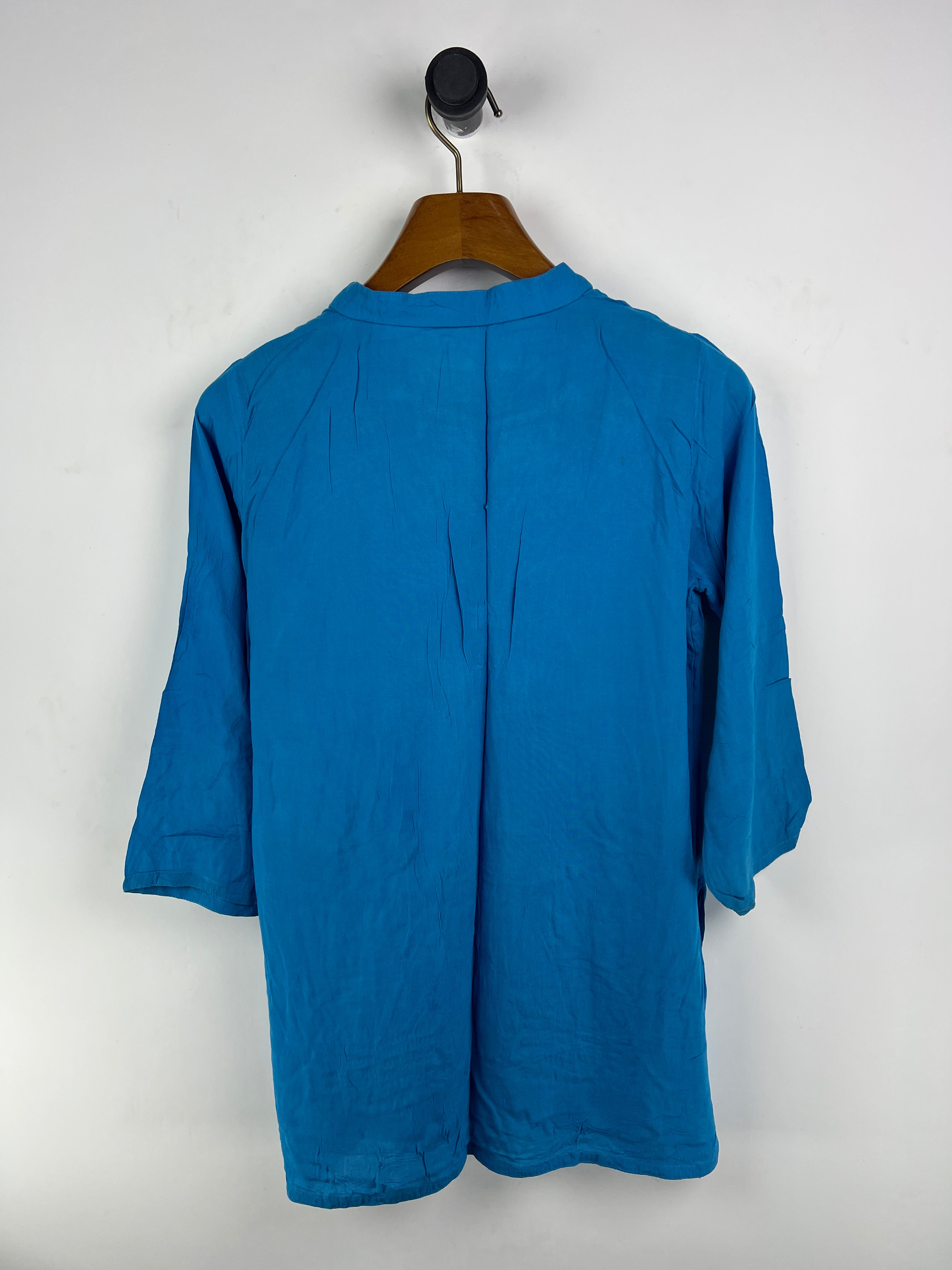 Blouse (Women) (Medium)