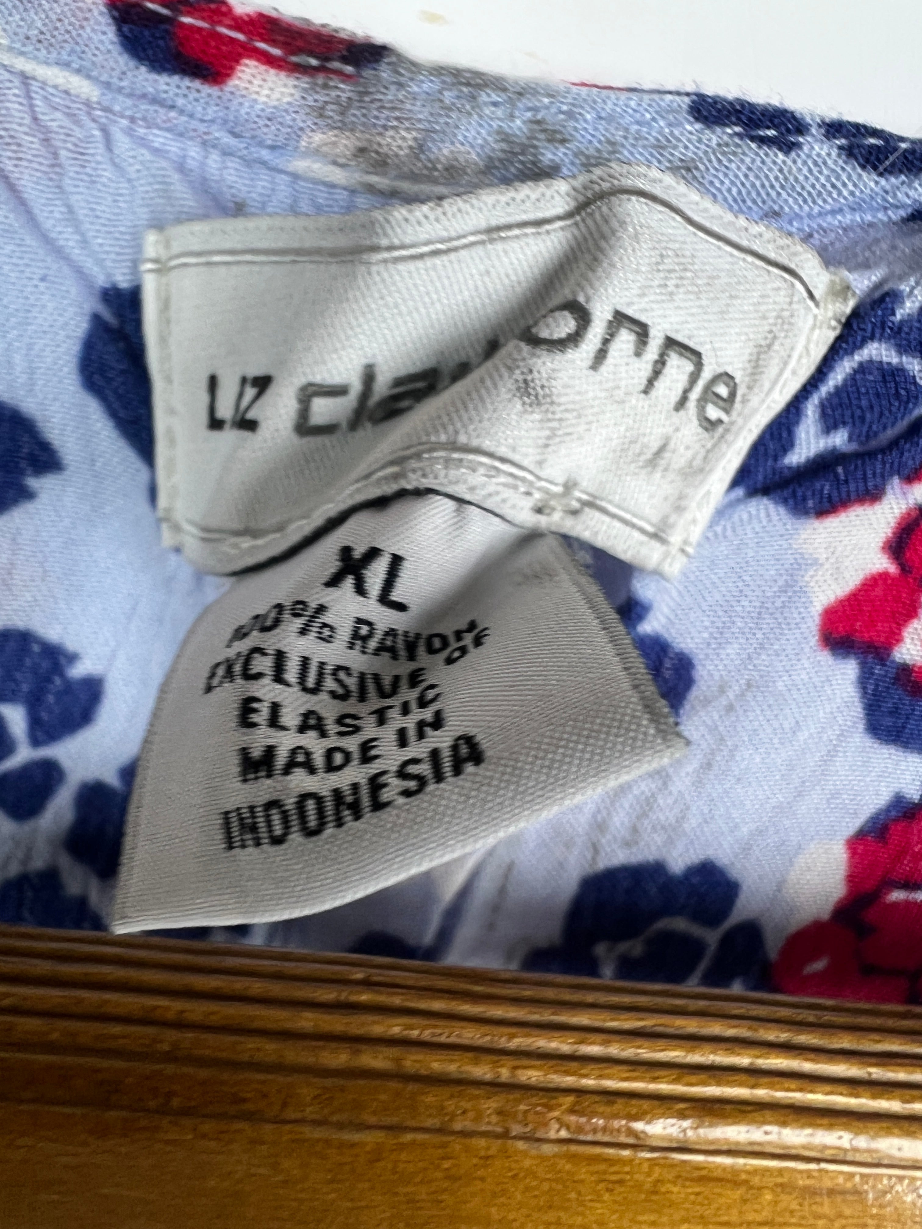 Liz Blouse (Women) (Large/X-Large)