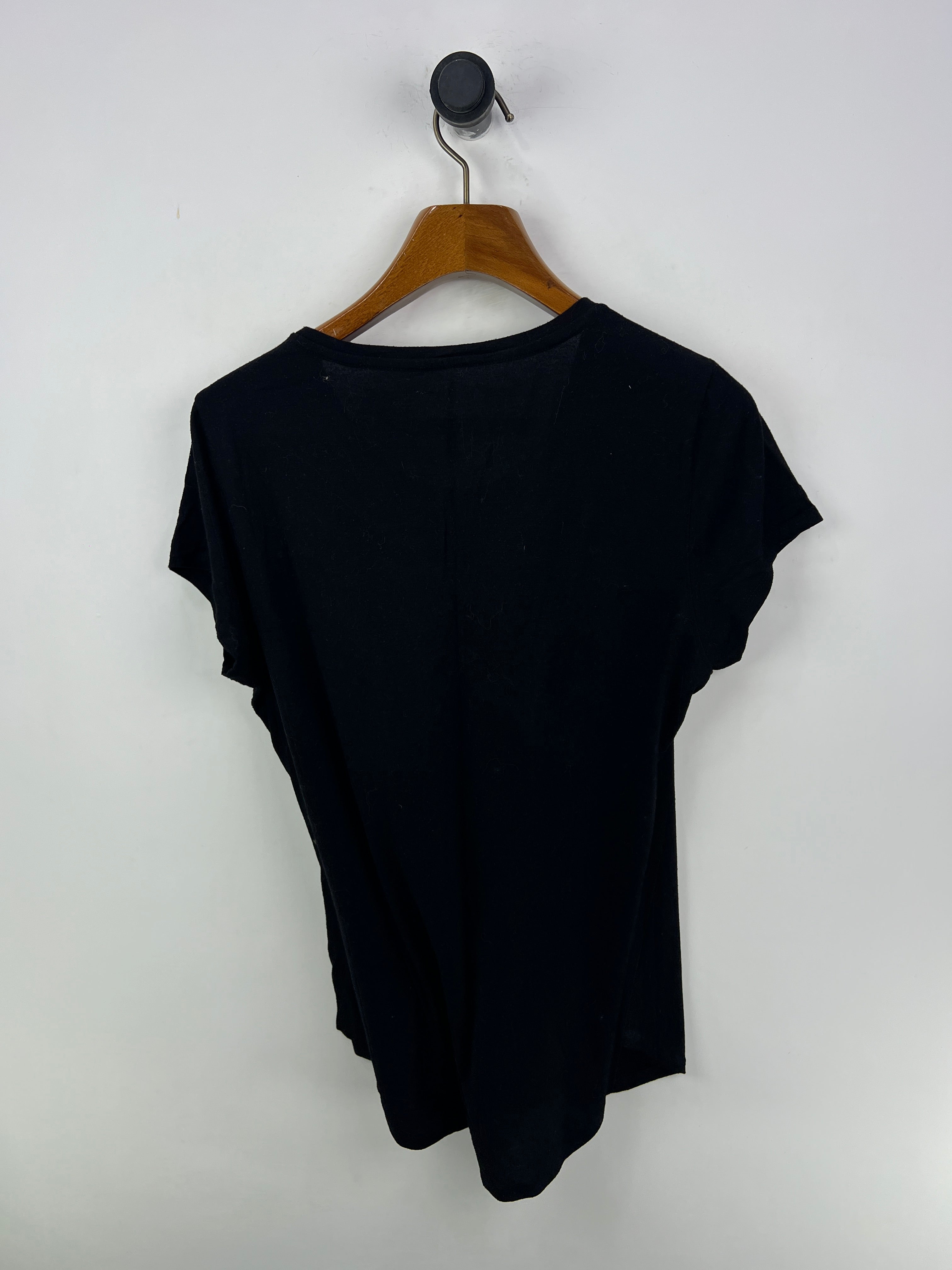 Apt 9 T-Shirt (Women) (Medium-Large)