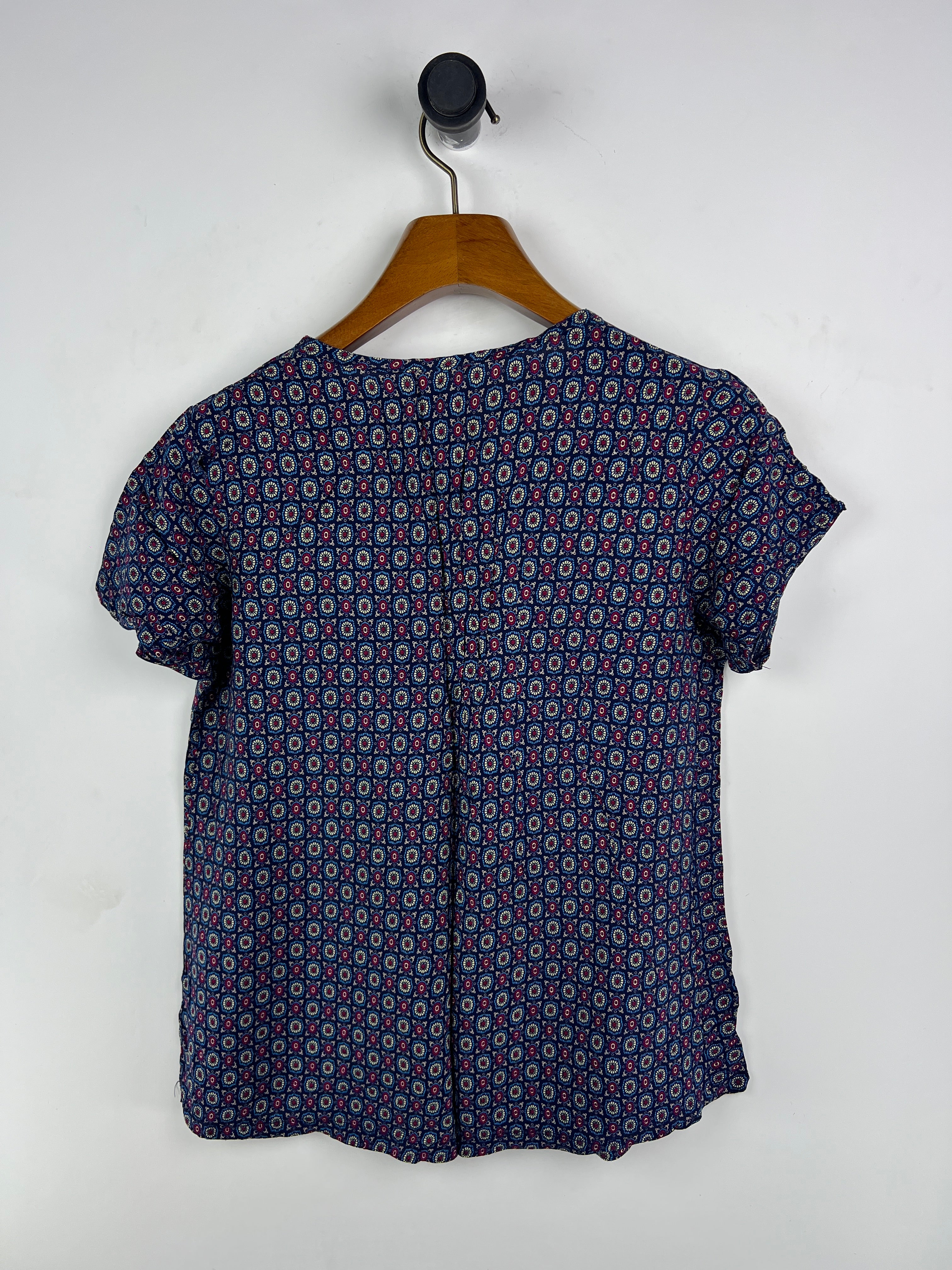 Blouse (Women) (Medium-Large)