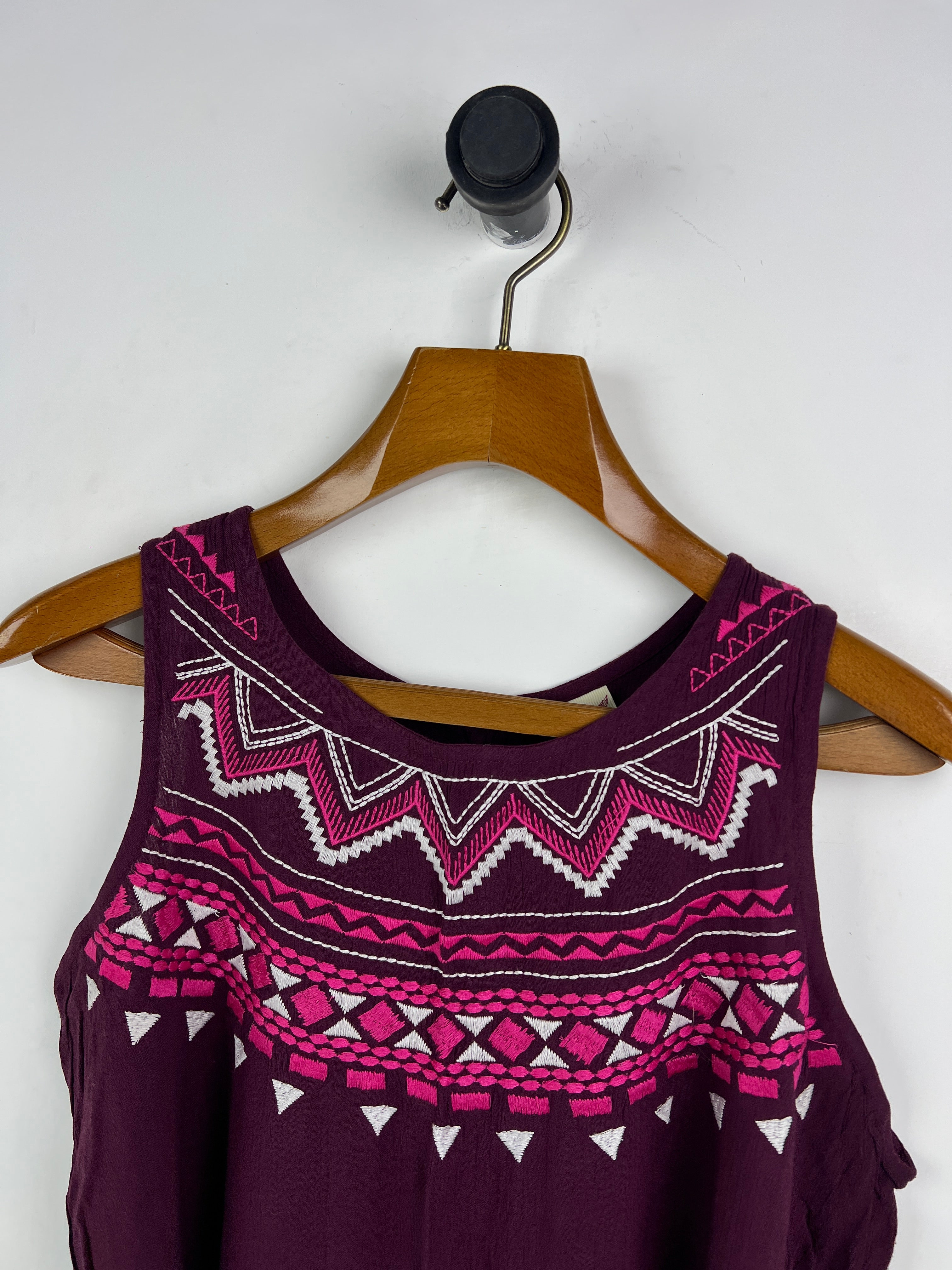 Faded Glory Tank Top (Women) (Medium)