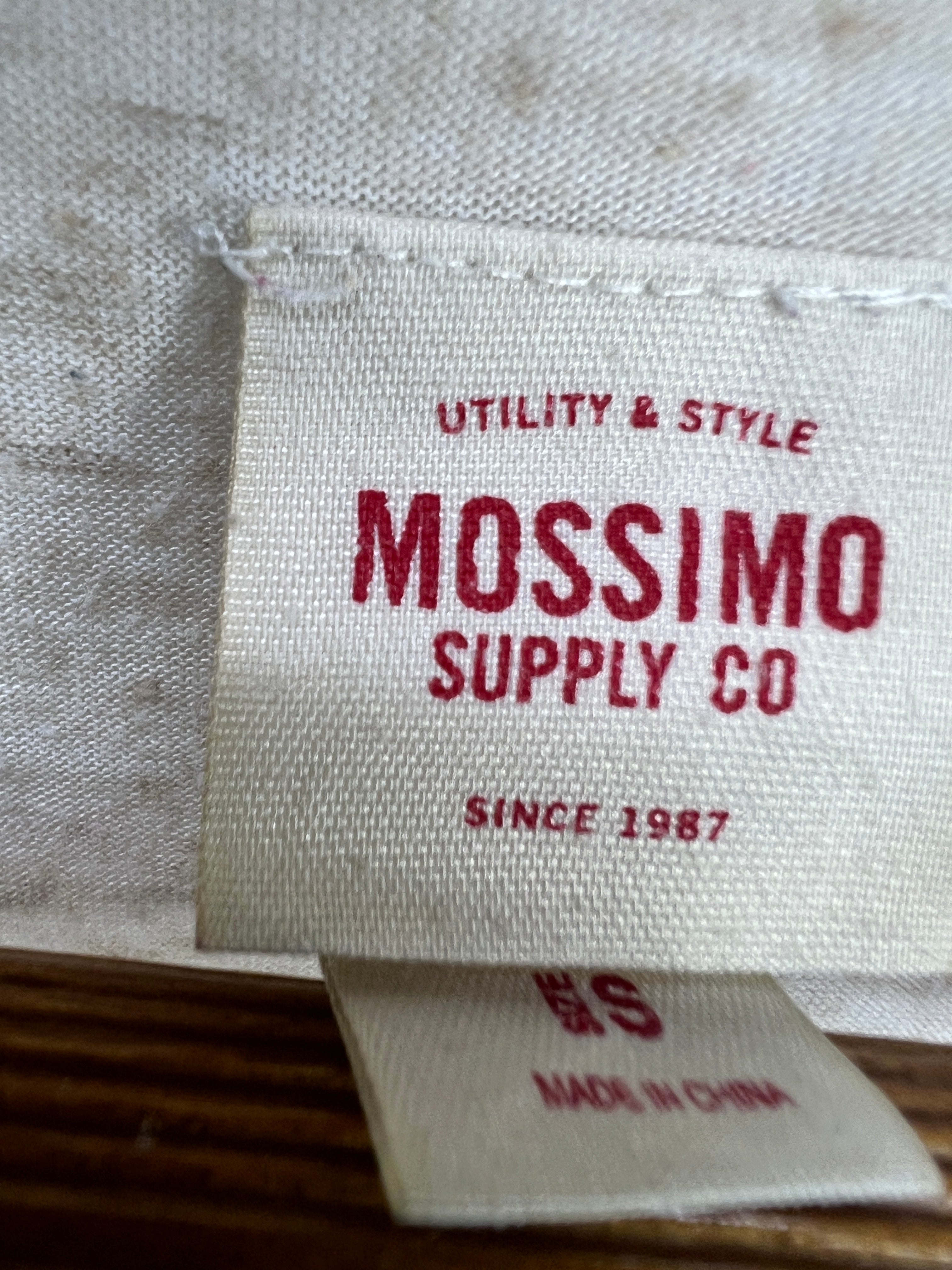 Mossimo Tank Top (Women) (Small)
