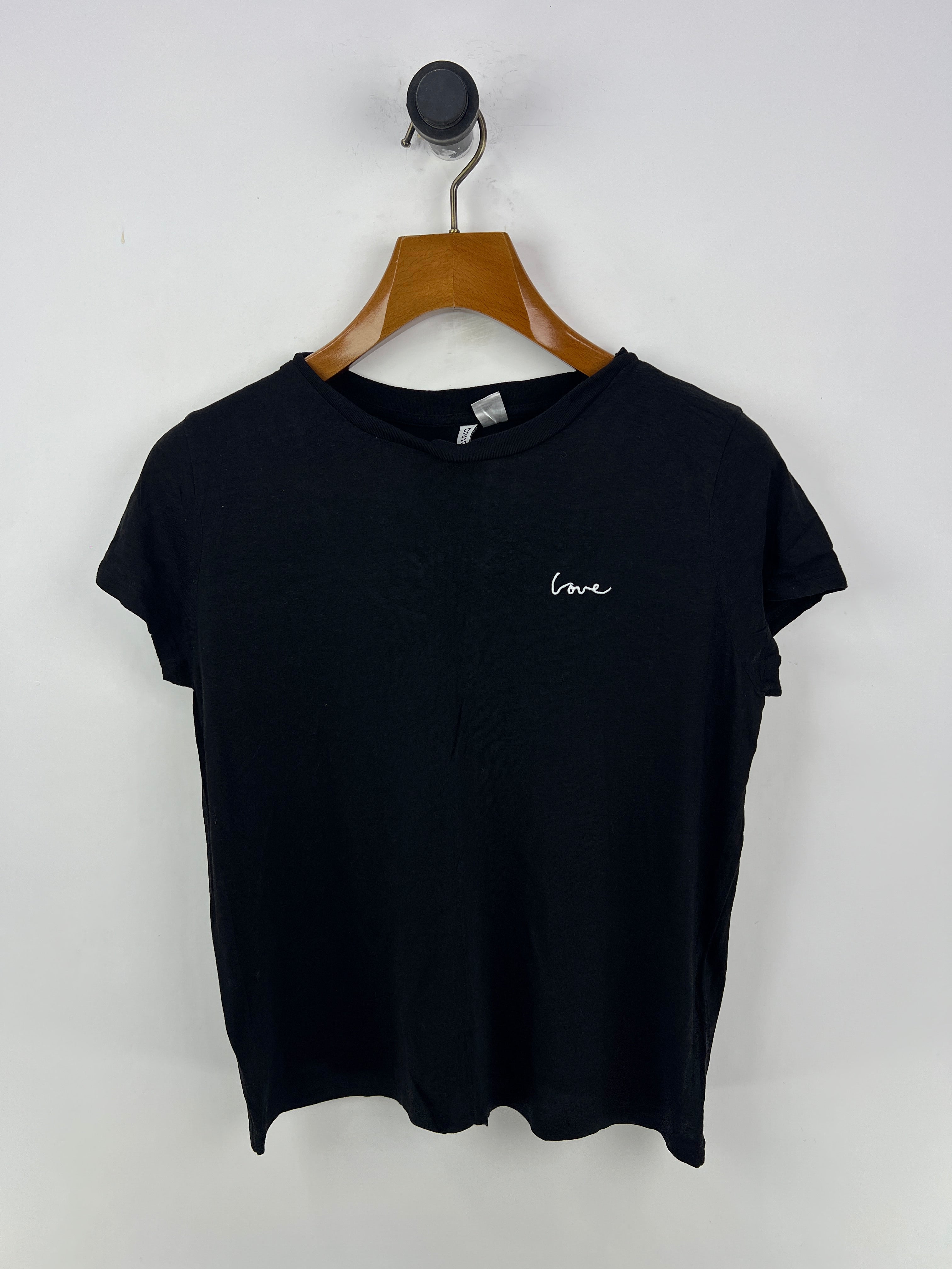 H&M T-Shirt (Women) (Medium)