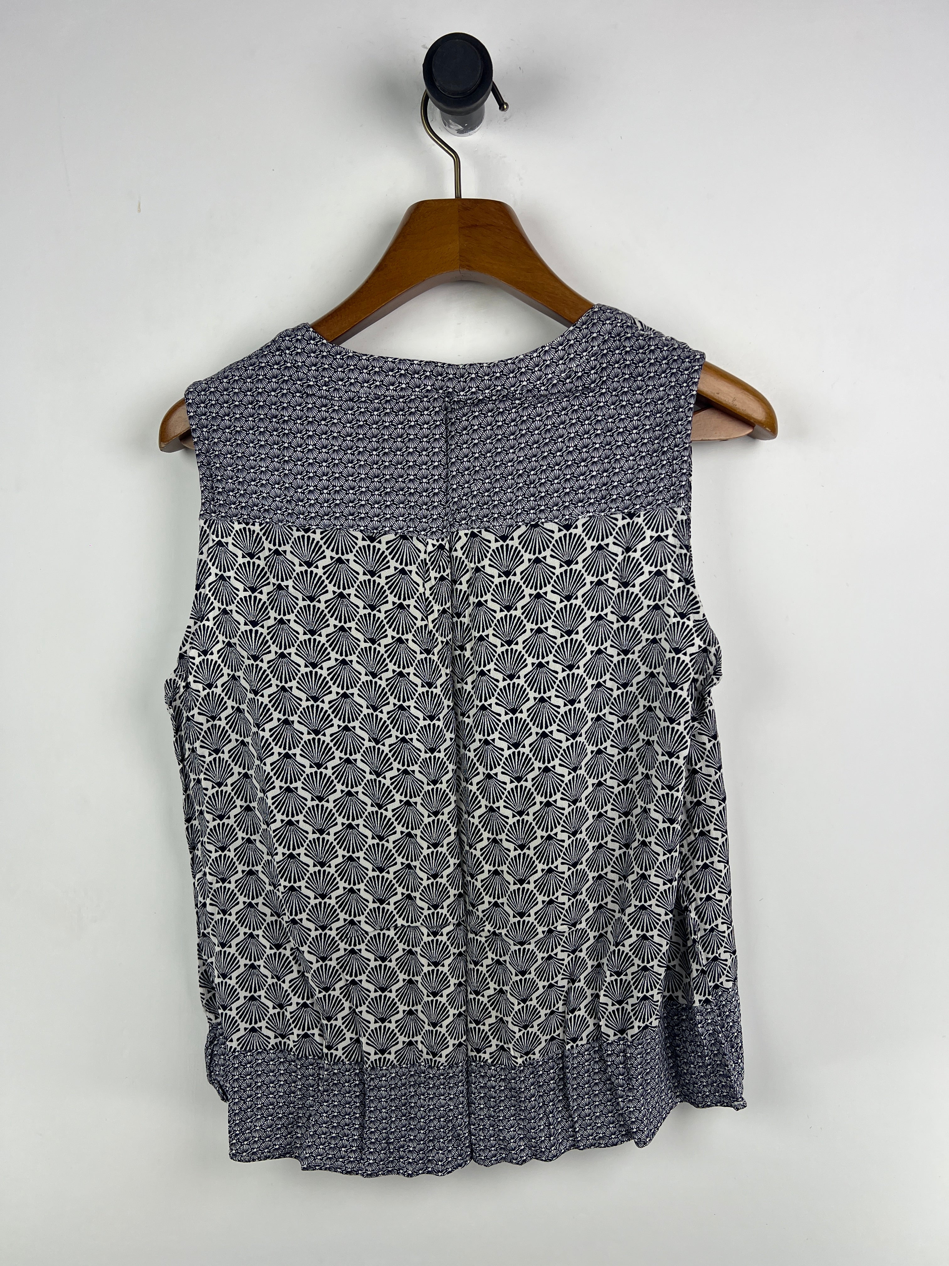 Lane Blouse (Women) (Medium-Large)