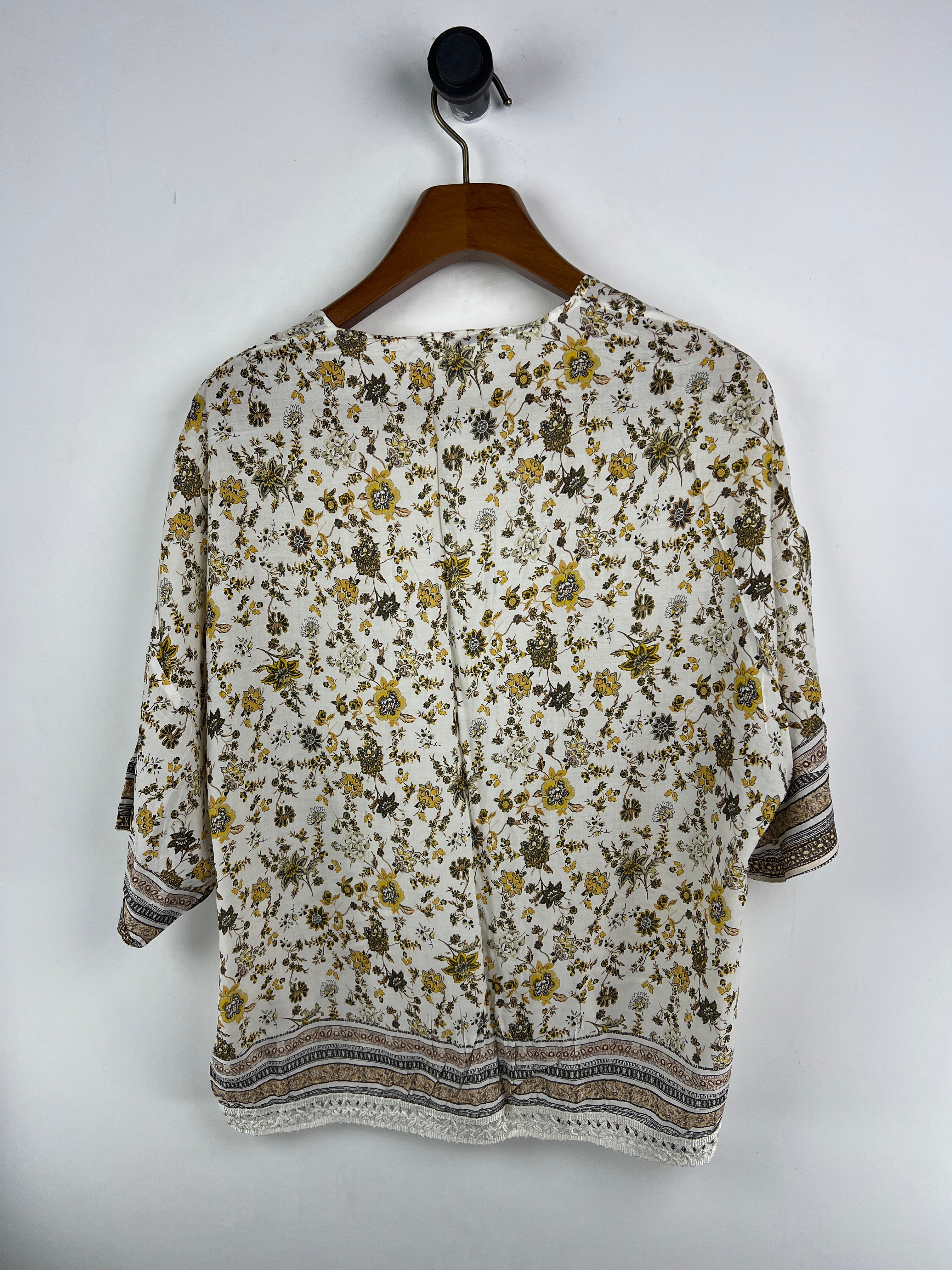 Stardivarius Cardigan (Women) (Medium-Large)
