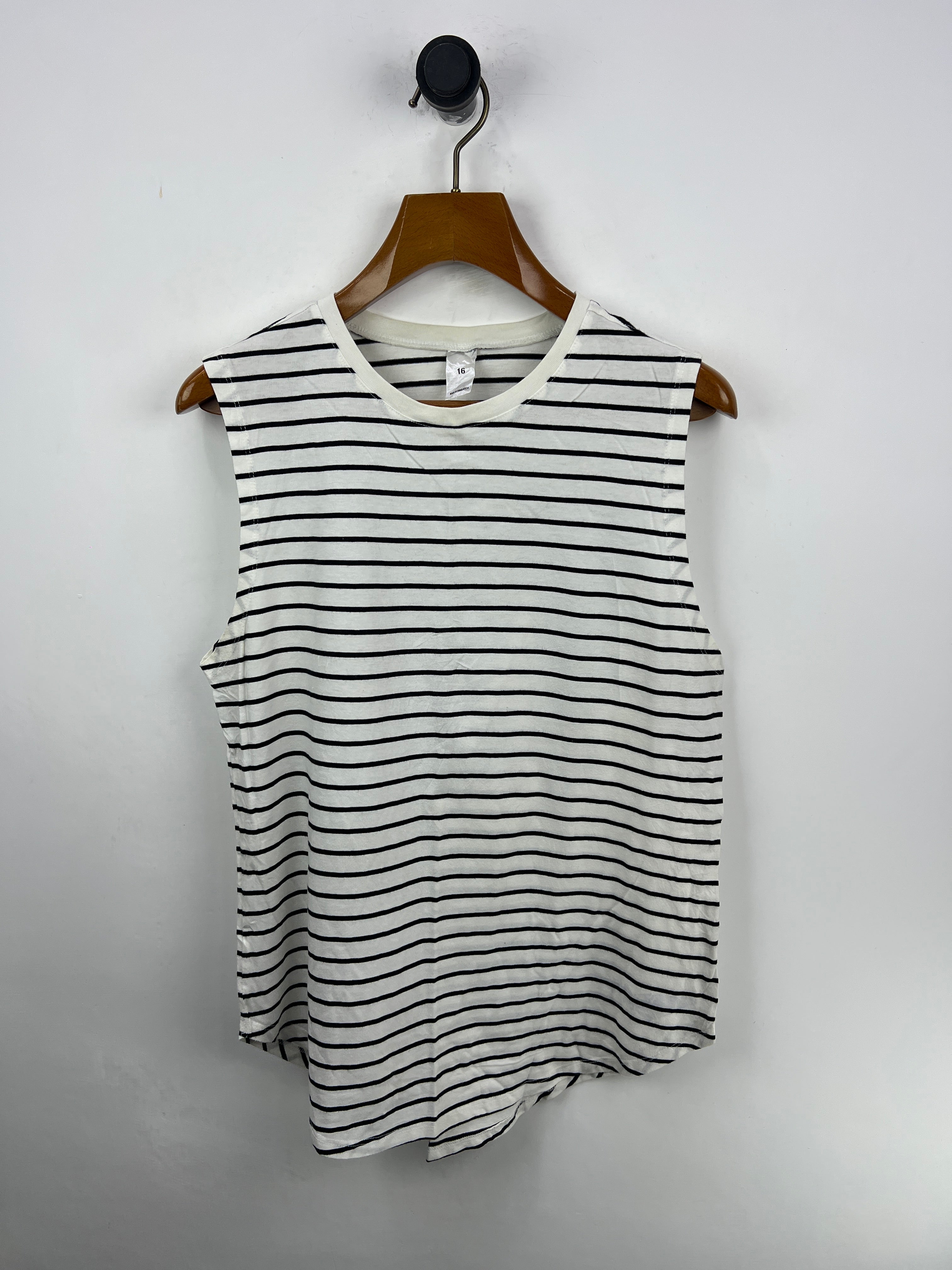 Anko Tank Top (Women) (Large/X-Large)
