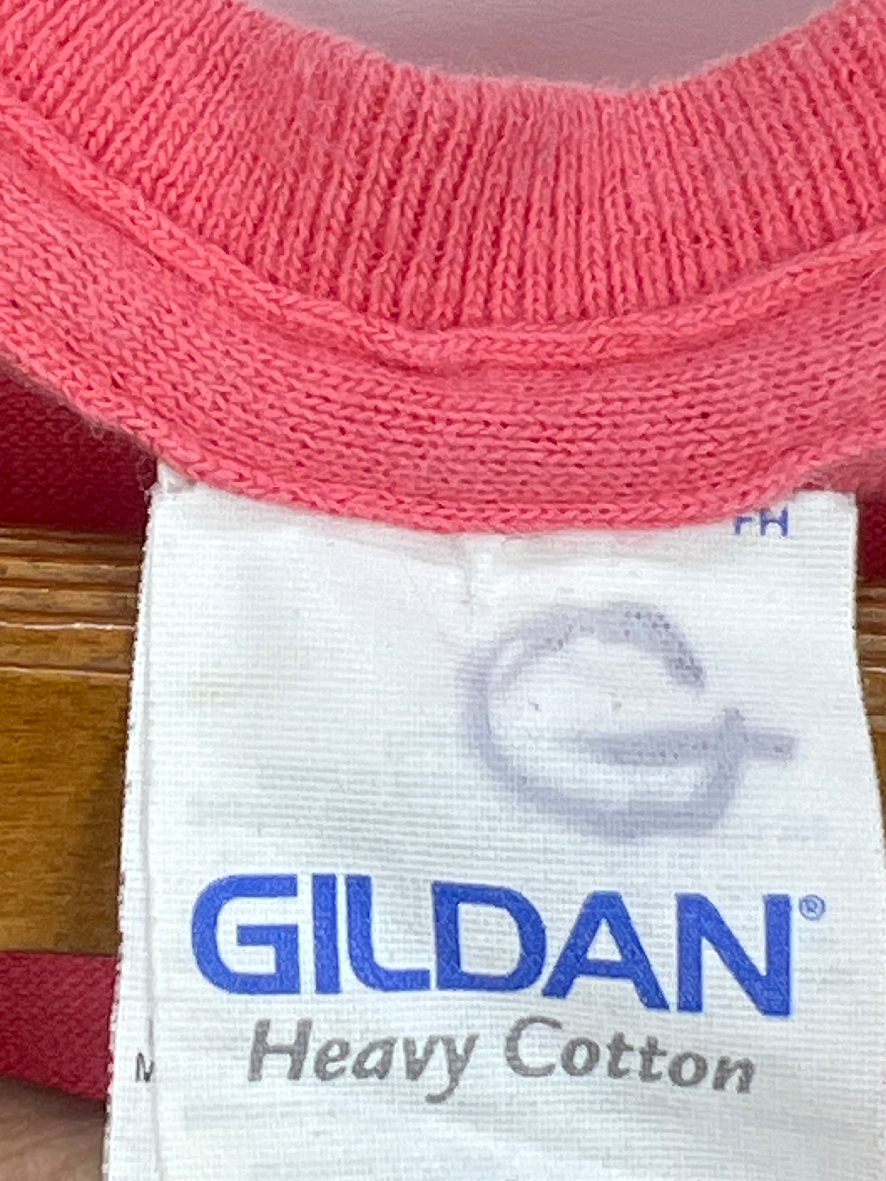 Gildan T-Shirt (Women) (Medium)