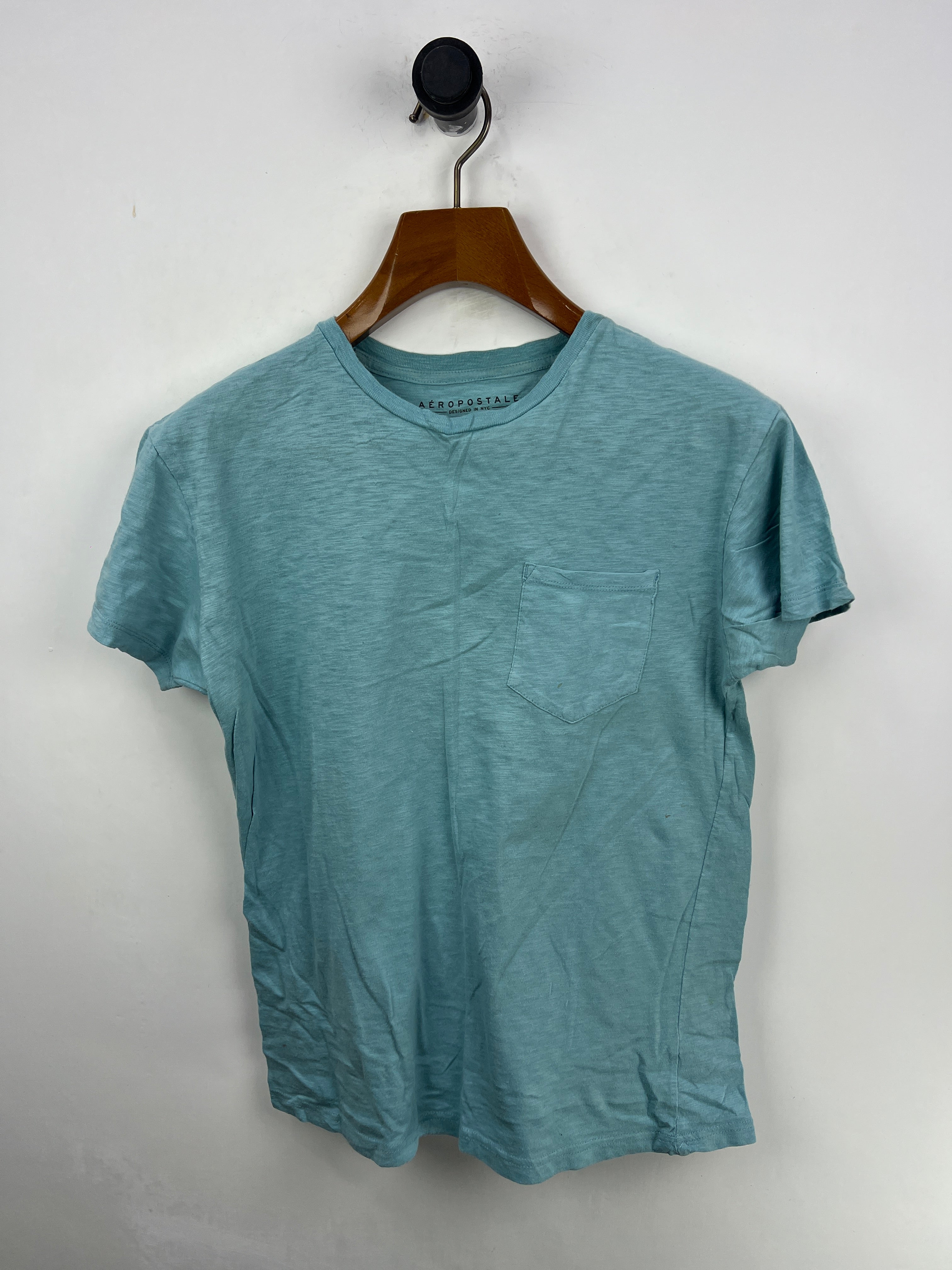 Aeropostale T-Shirt (Women) (Small)