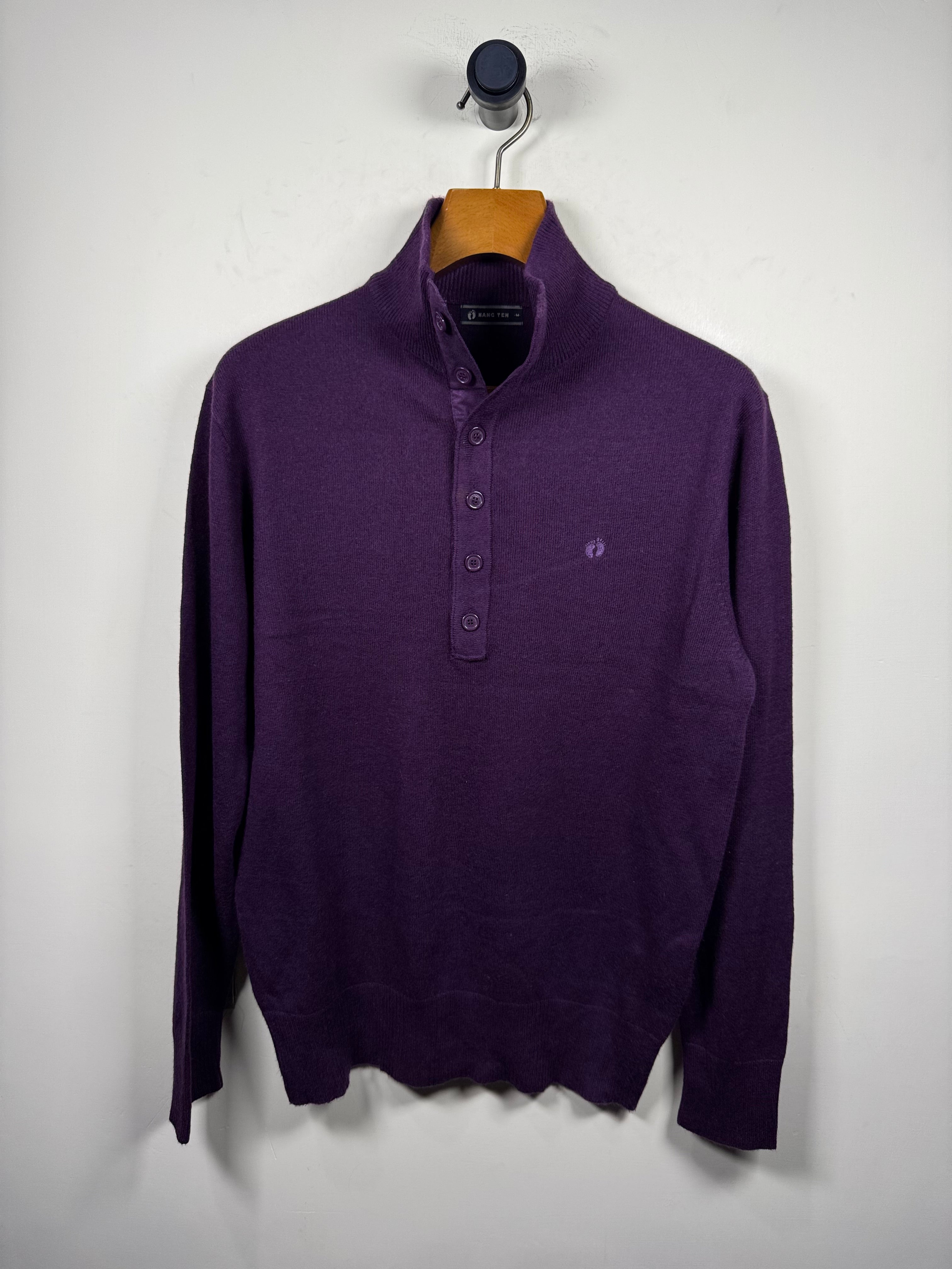 Hang Ten Quarter Buttoned Sweater (Medium-Large)