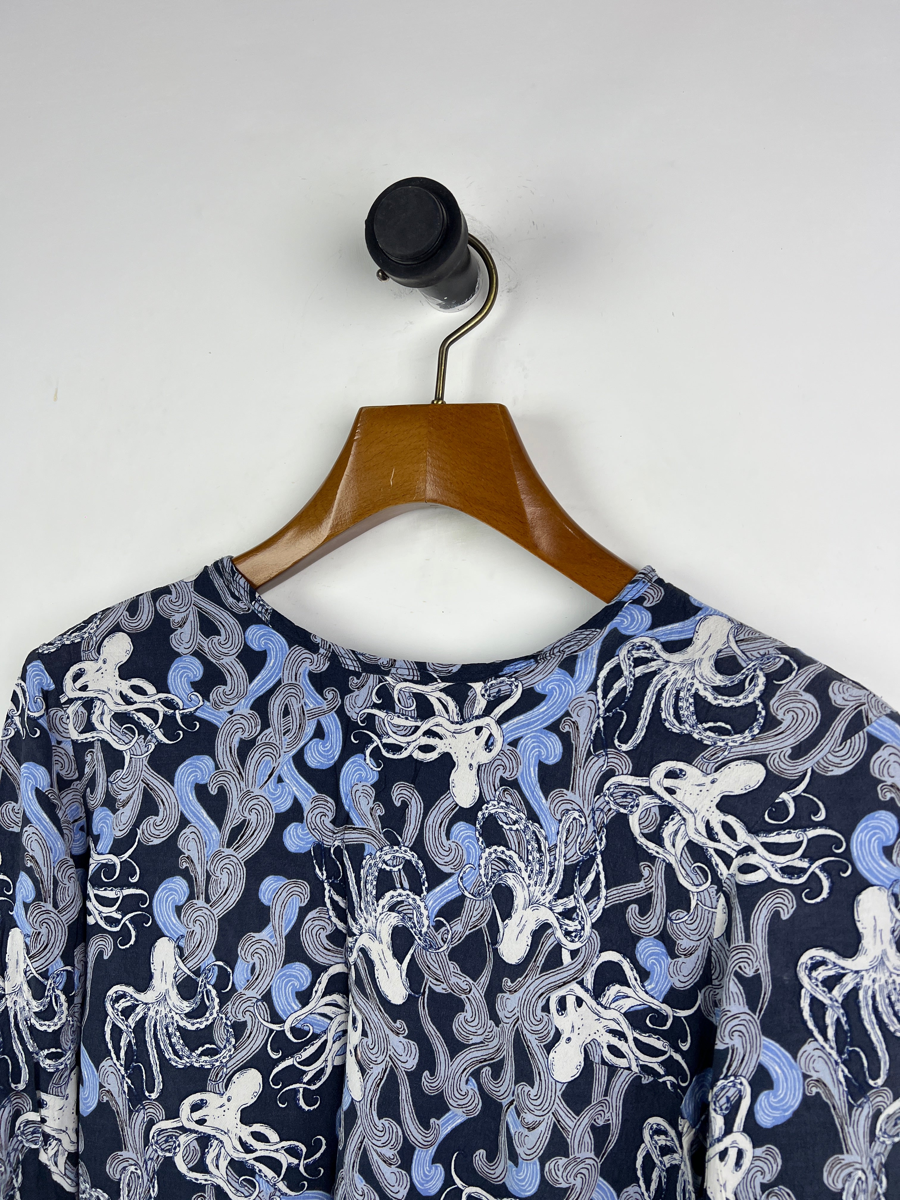 Carin Blouse (Women) (Medium)