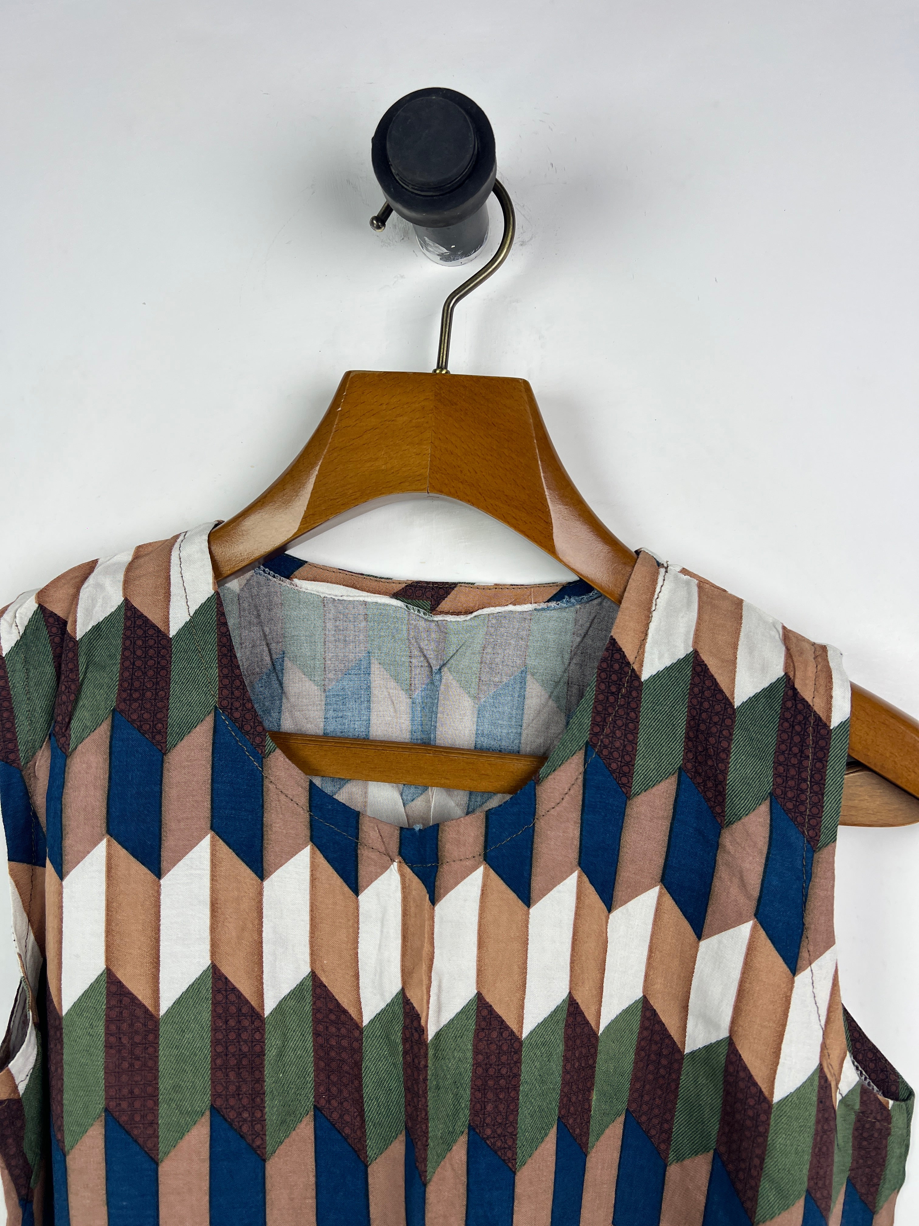 Blouse (Women) (Medium)