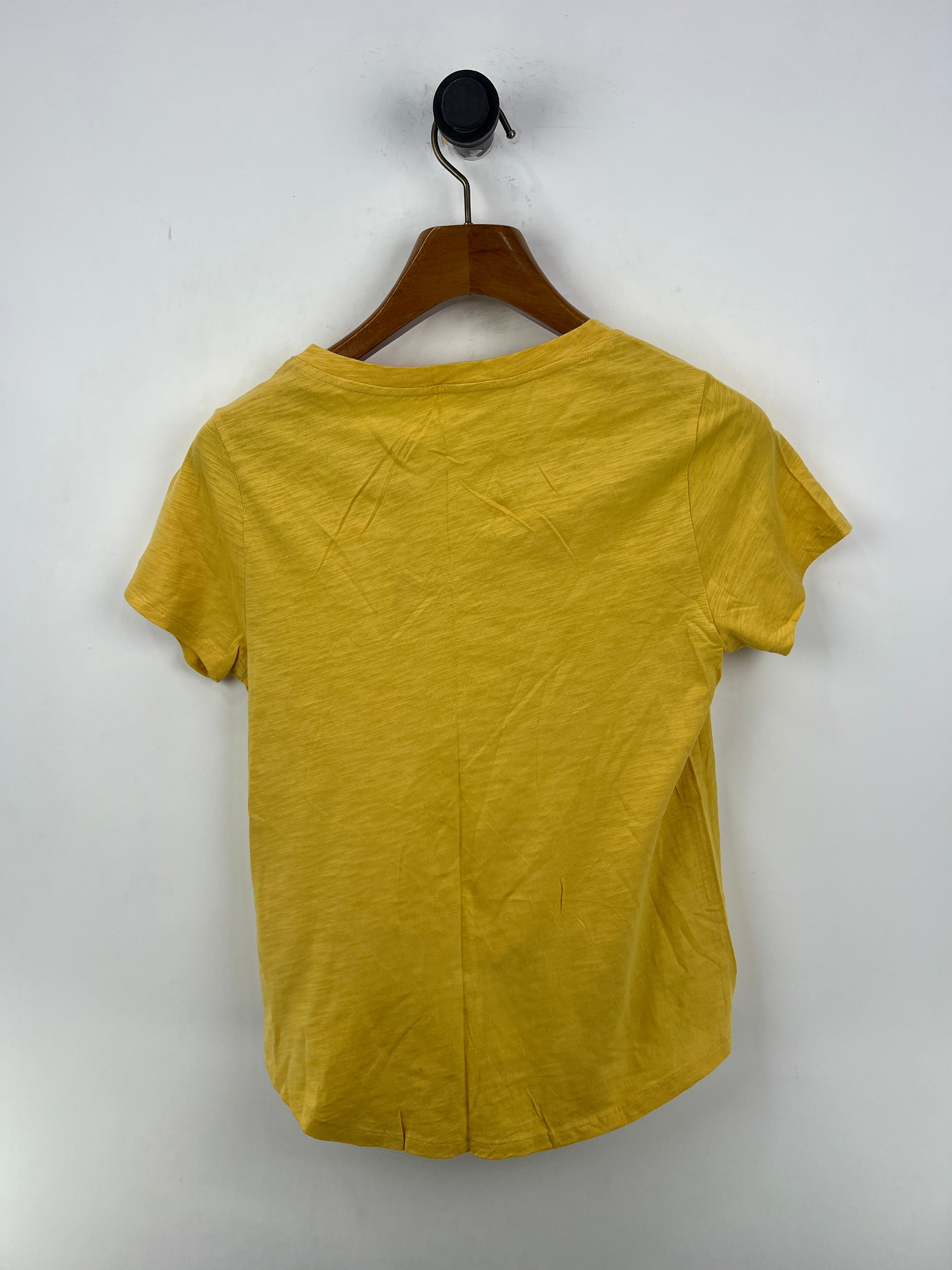 Old Navy T-Shirt (Women) (Small)